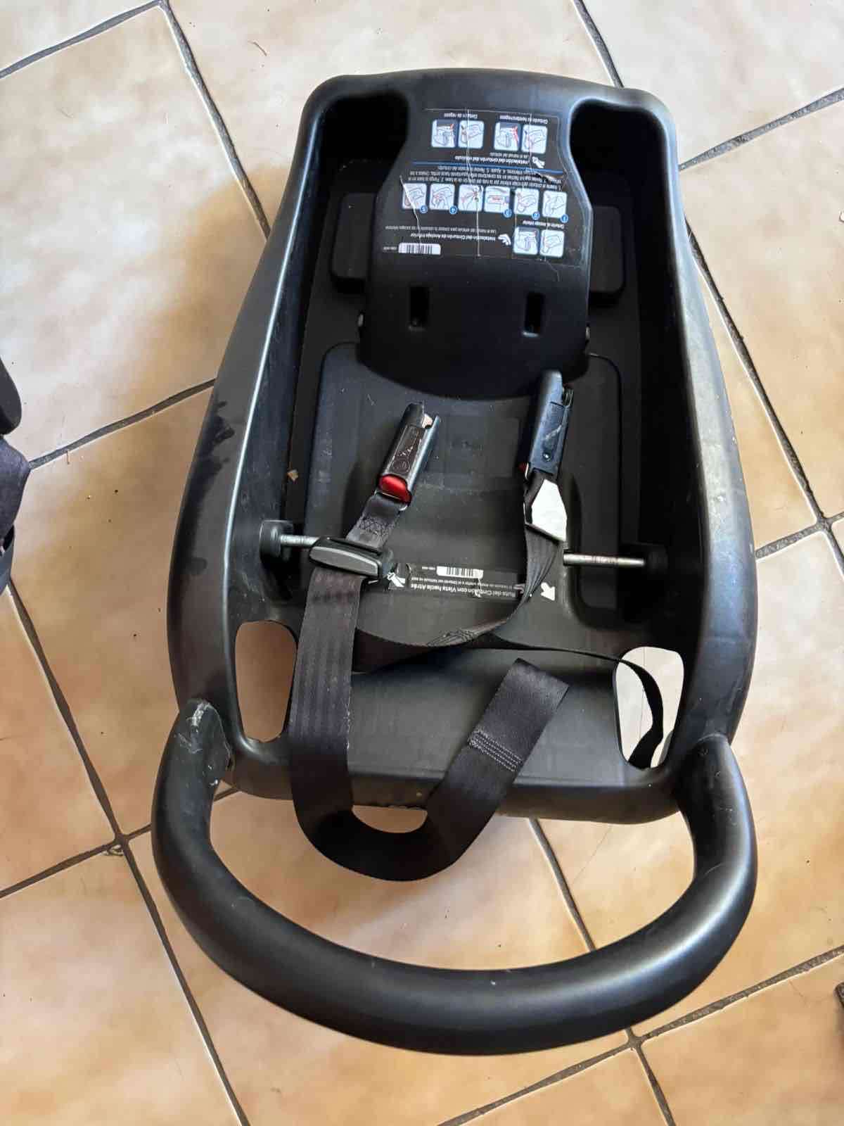 Maxi cosi zelia 3 negra para bebé - miniatura 5