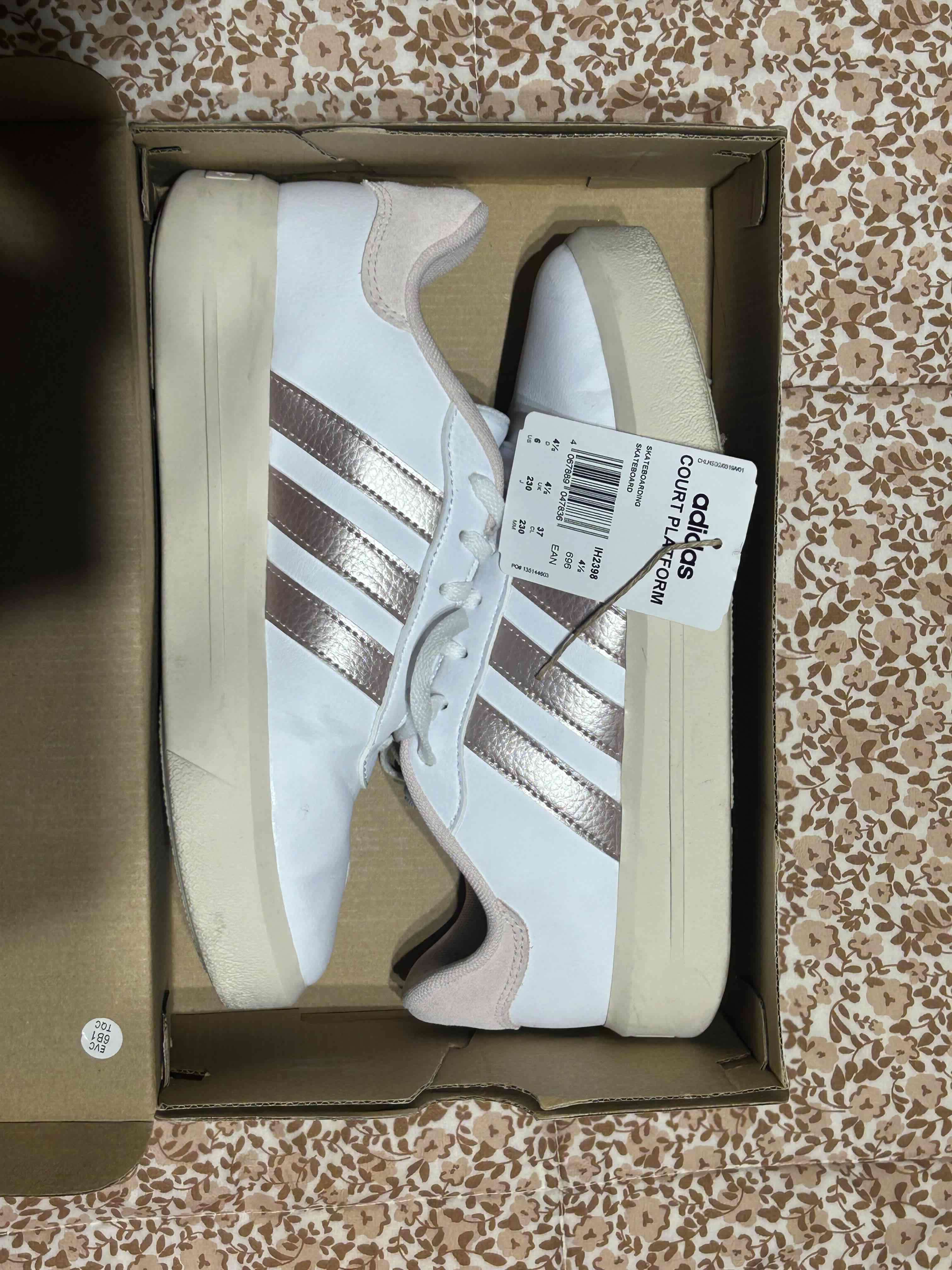 Zapatillas Adidas - miniatura 1