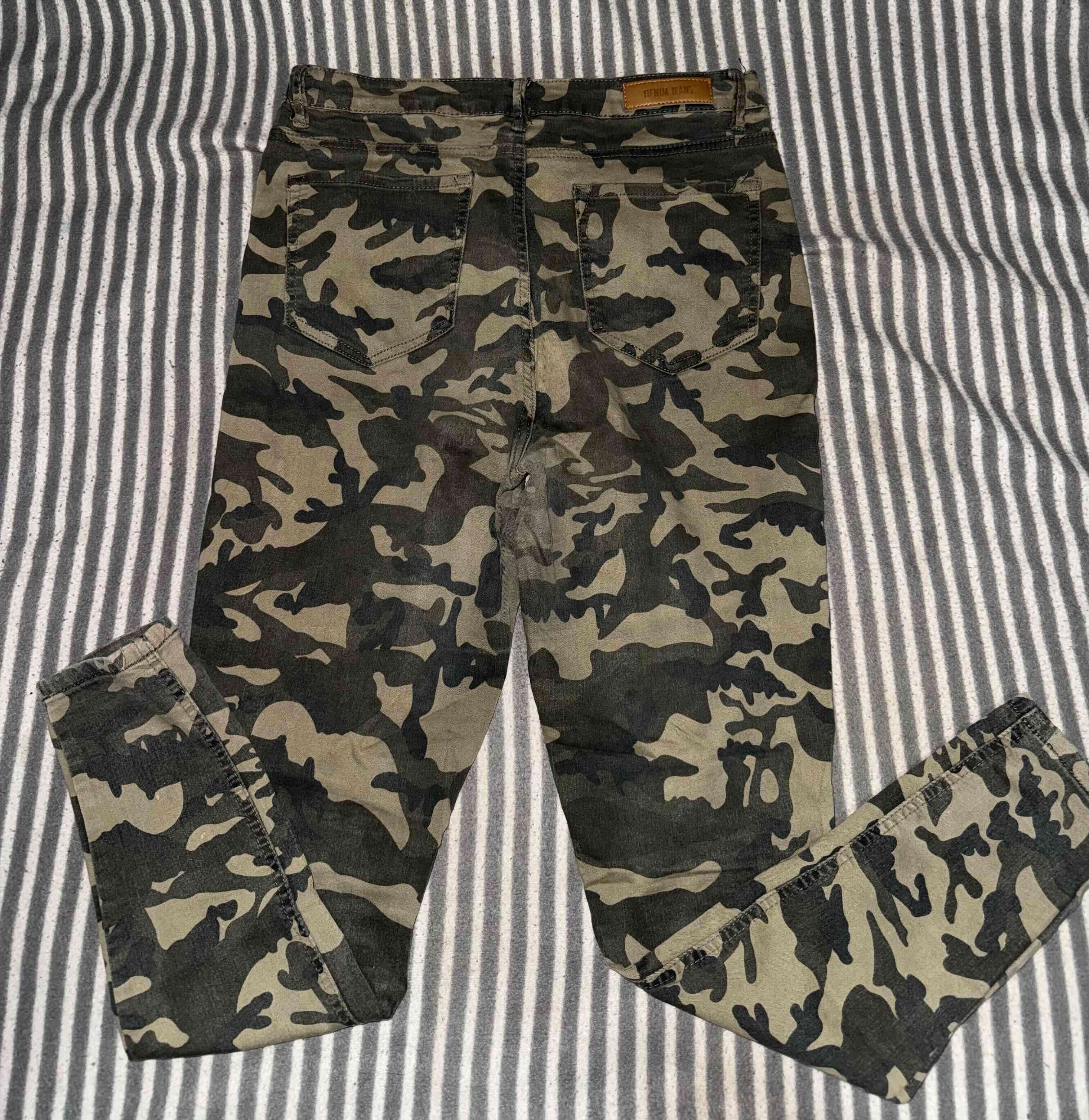 Leggins militar tiro alto - miniatura 2