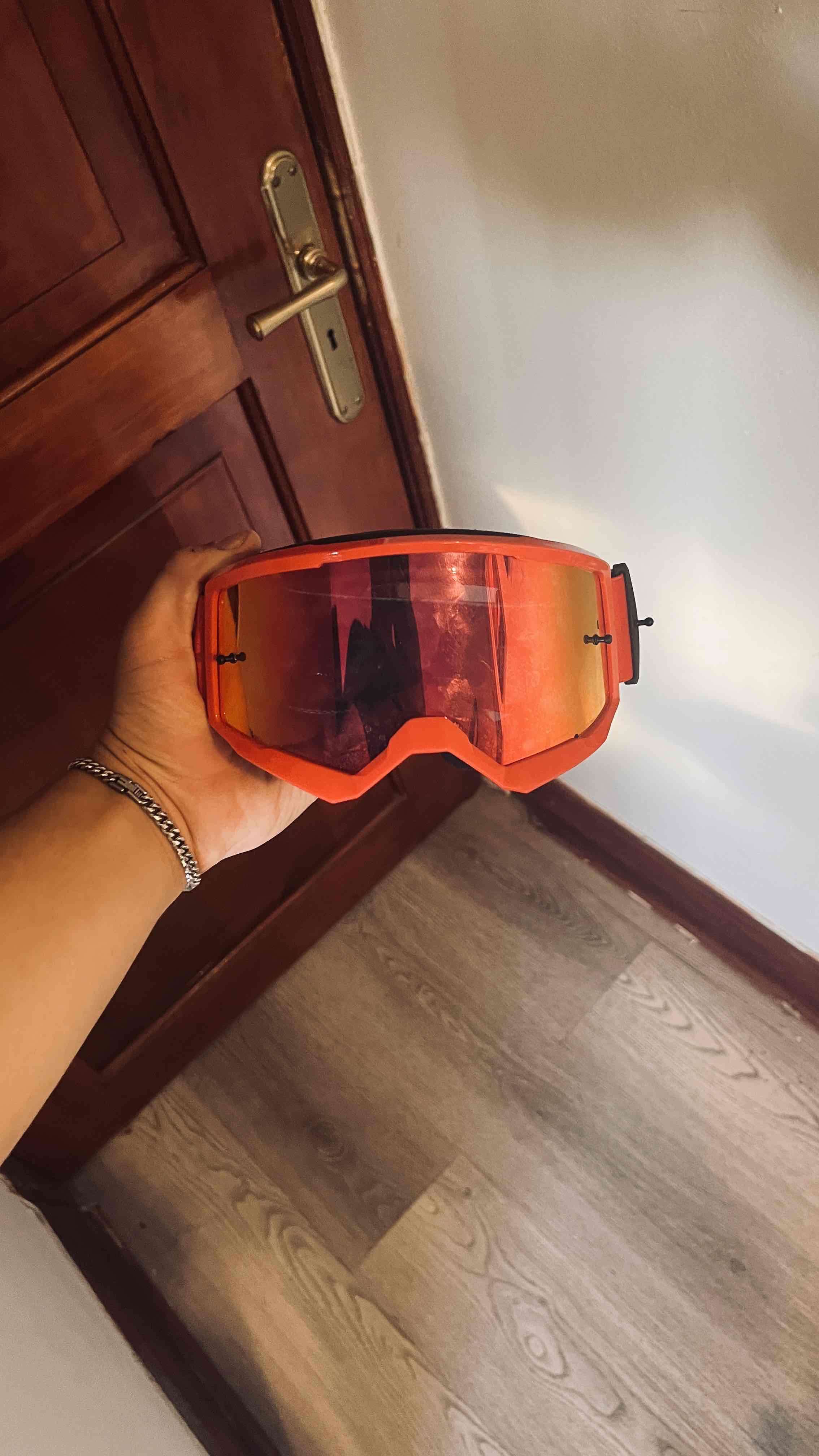 Antiparras Fox  sin uso - miniatura 1