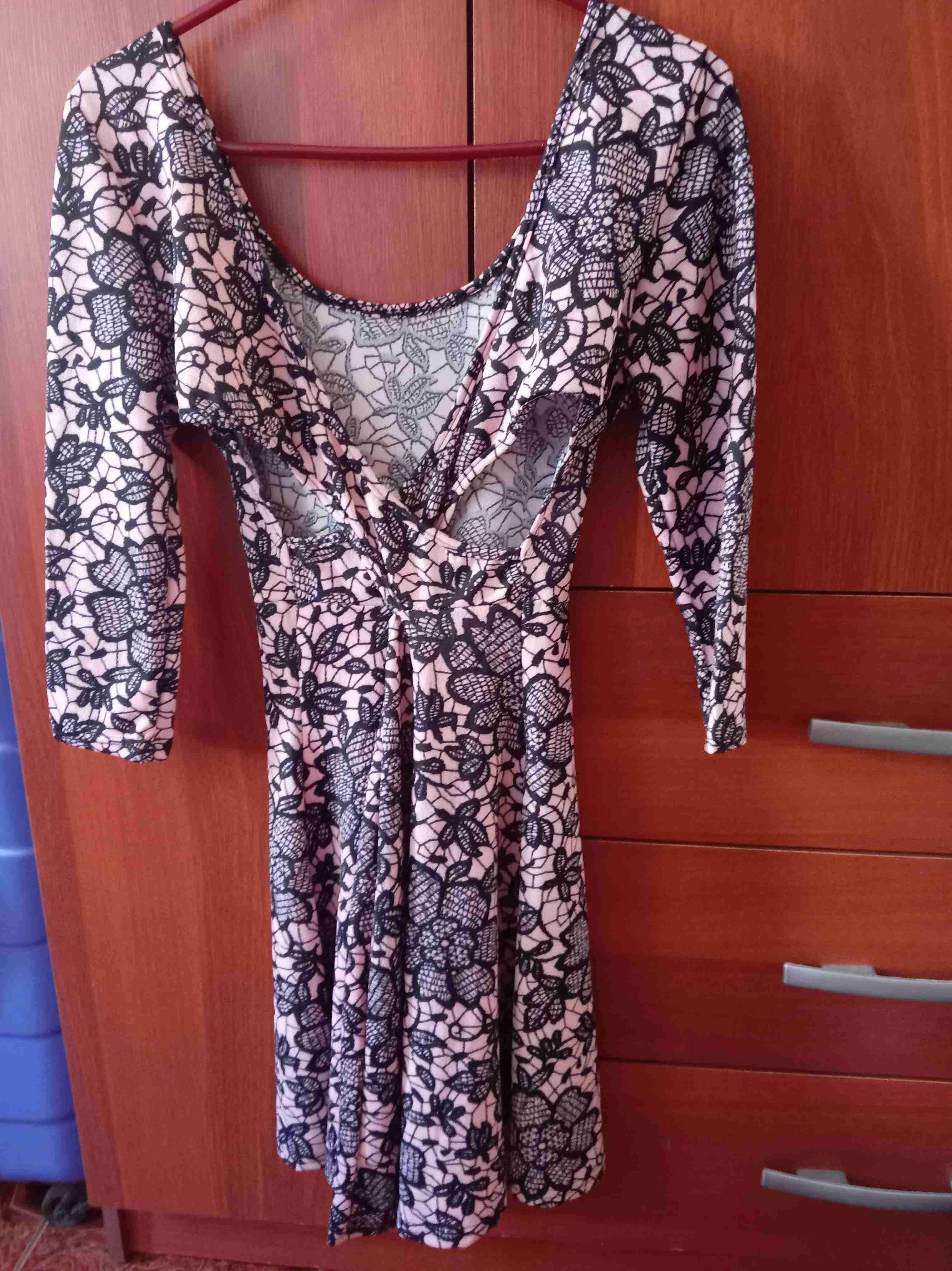 Vestido floral blanco y negro - miniatura 3