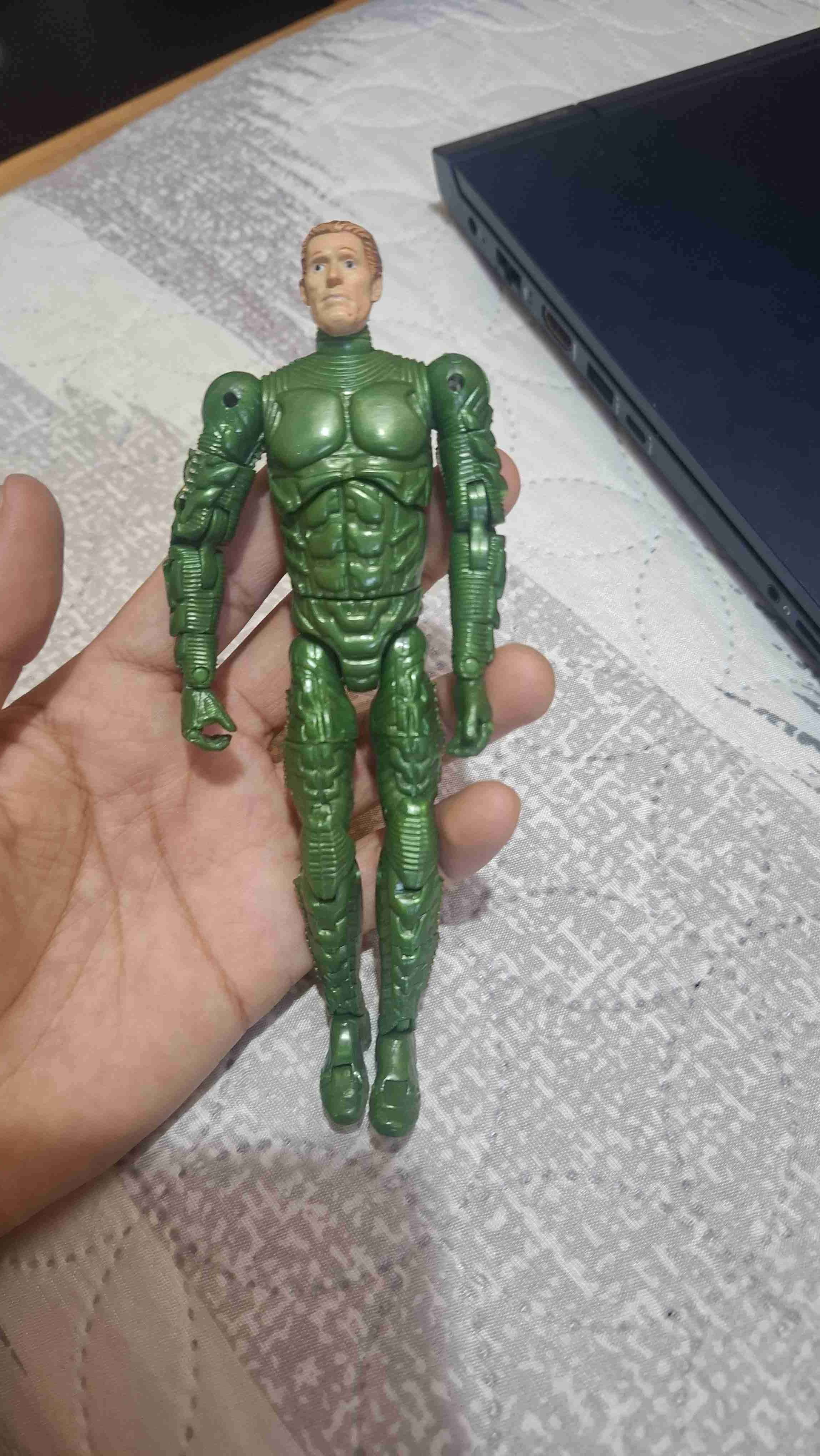 Figura duende verde superposable - miniatura 1