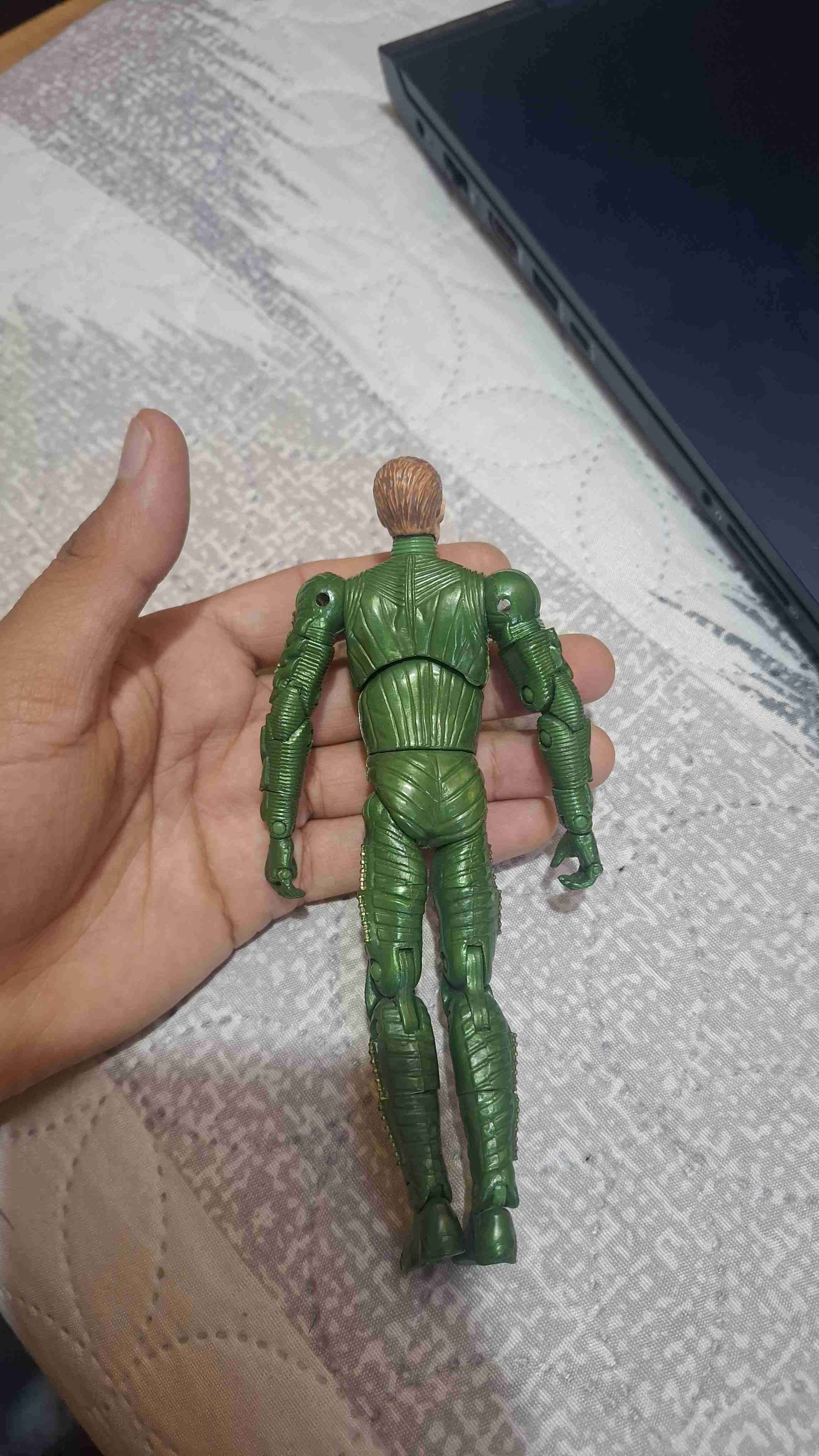 Figura duende verde superposable - miniatura 2