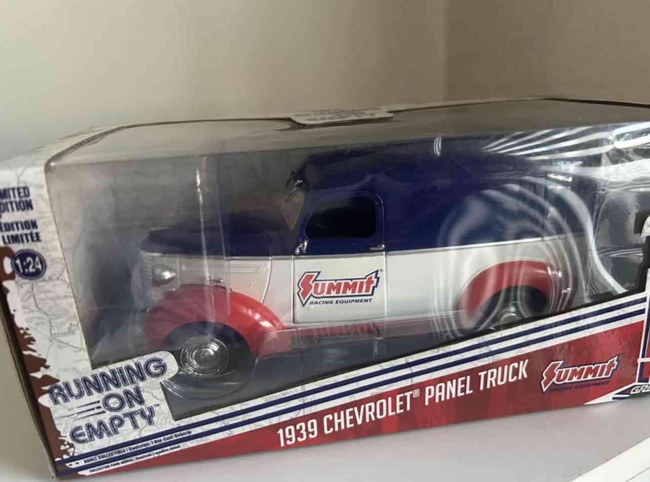 Camioneta Chevrolet 1939 1:24 Summit - miniatura 4