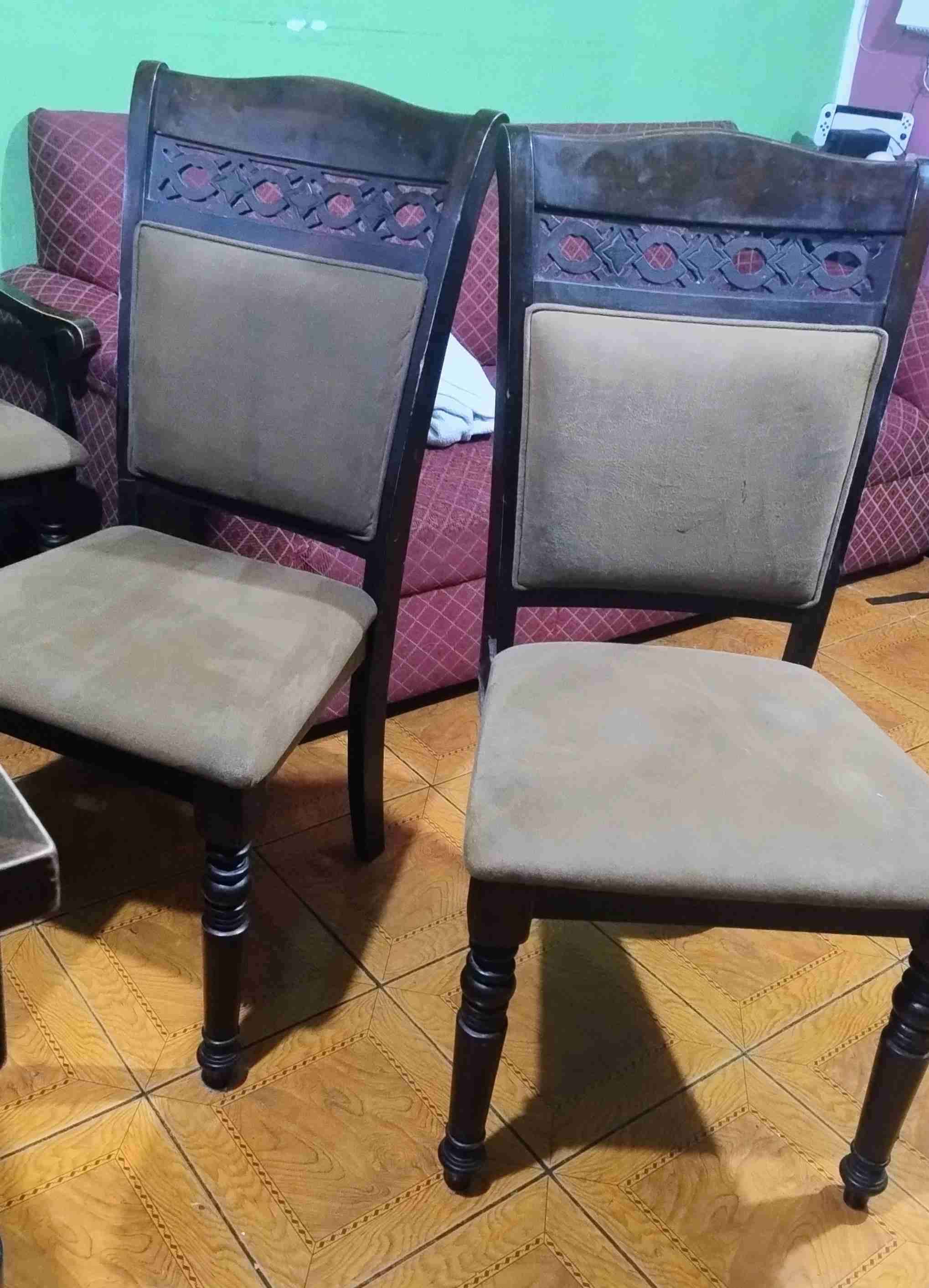 Conjunto comedor madera y sillas - miniatura 2