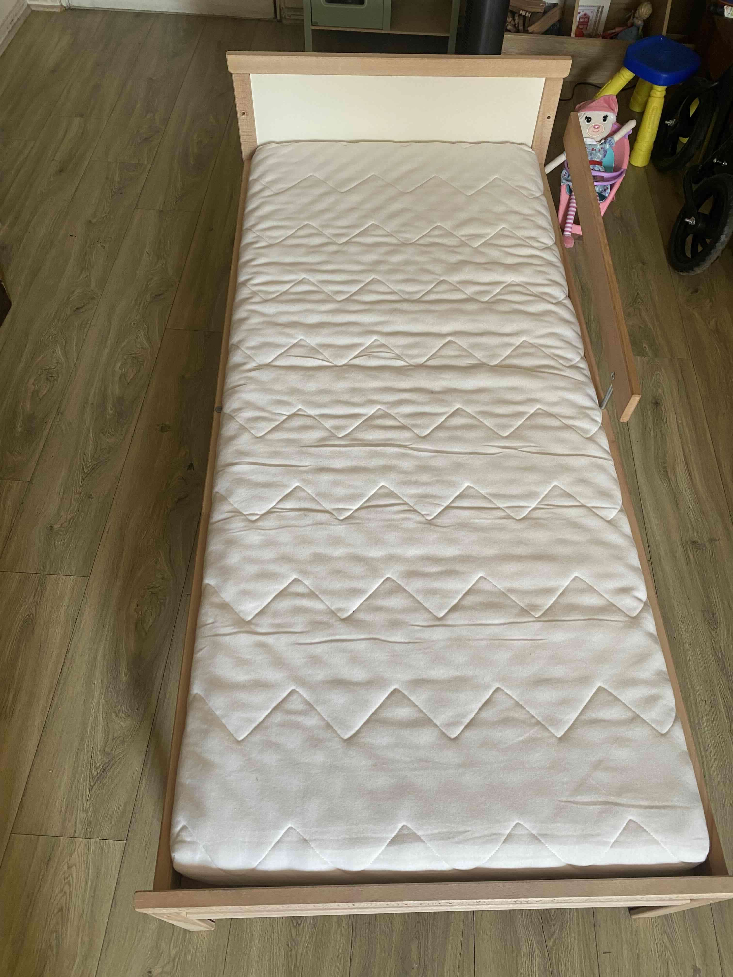 Cama de transición Ikea  madera para niño - miniatura 5