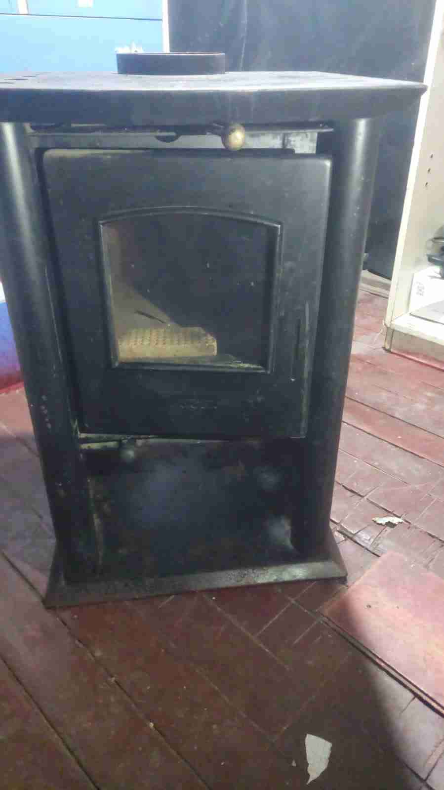 Estufa de leña a combustión lenta - miniatura 3