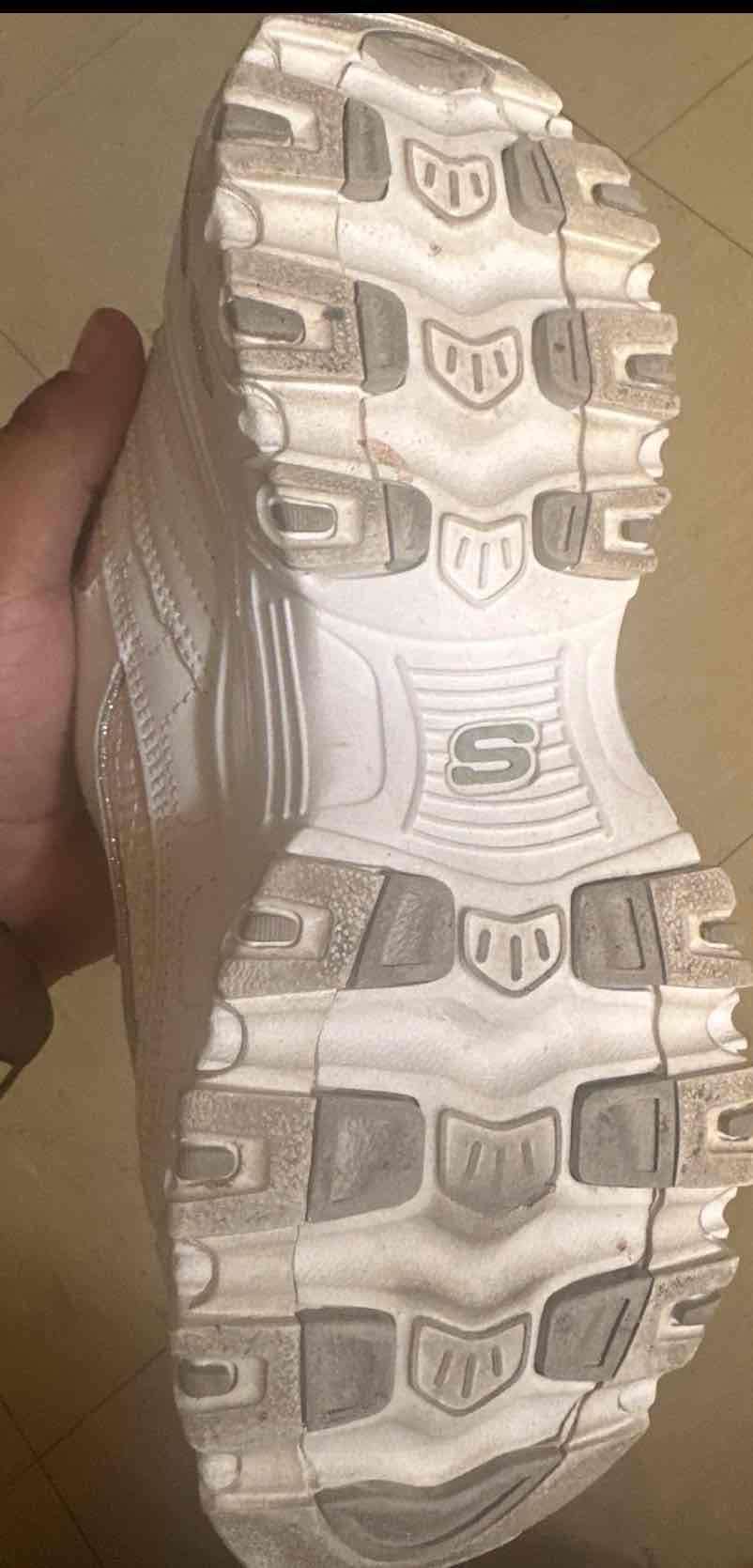 Zapatillas blancas con flores bordadas SKECHERS - miniatura 2