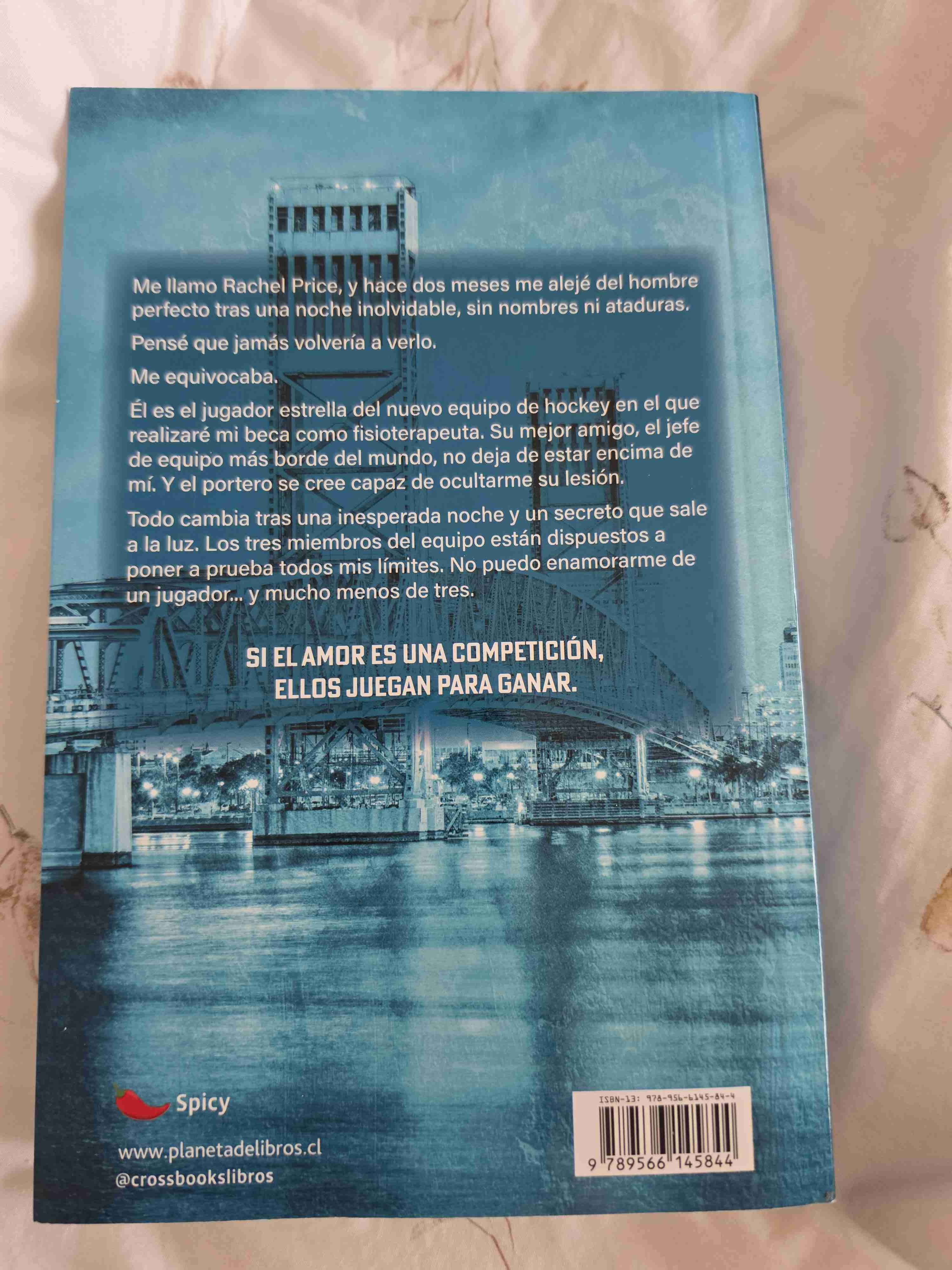 Libro 'Pucking Around' - Emily Rath - miniatura 2