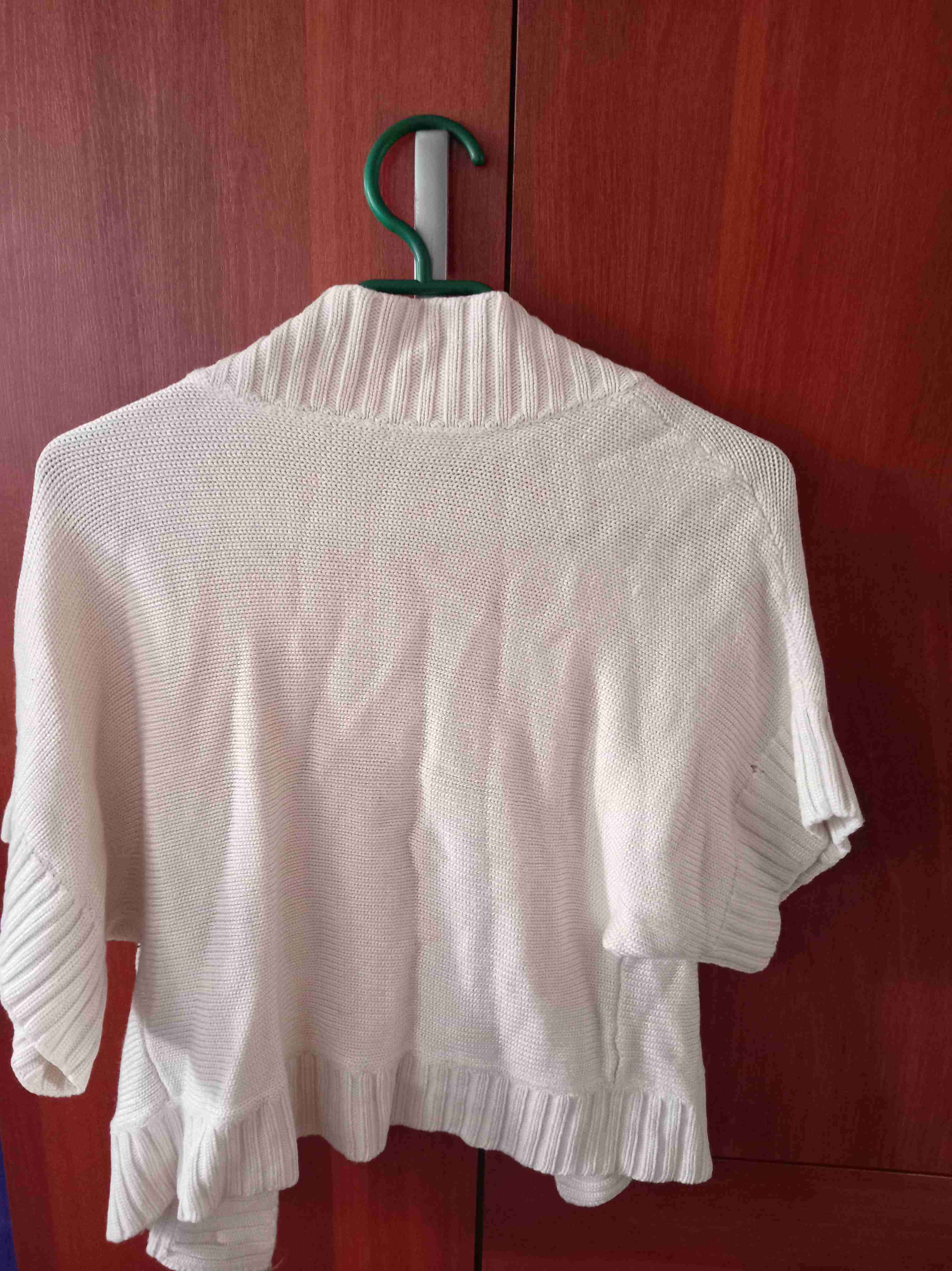 Chaleco blanco sin mangas - miniatura 2