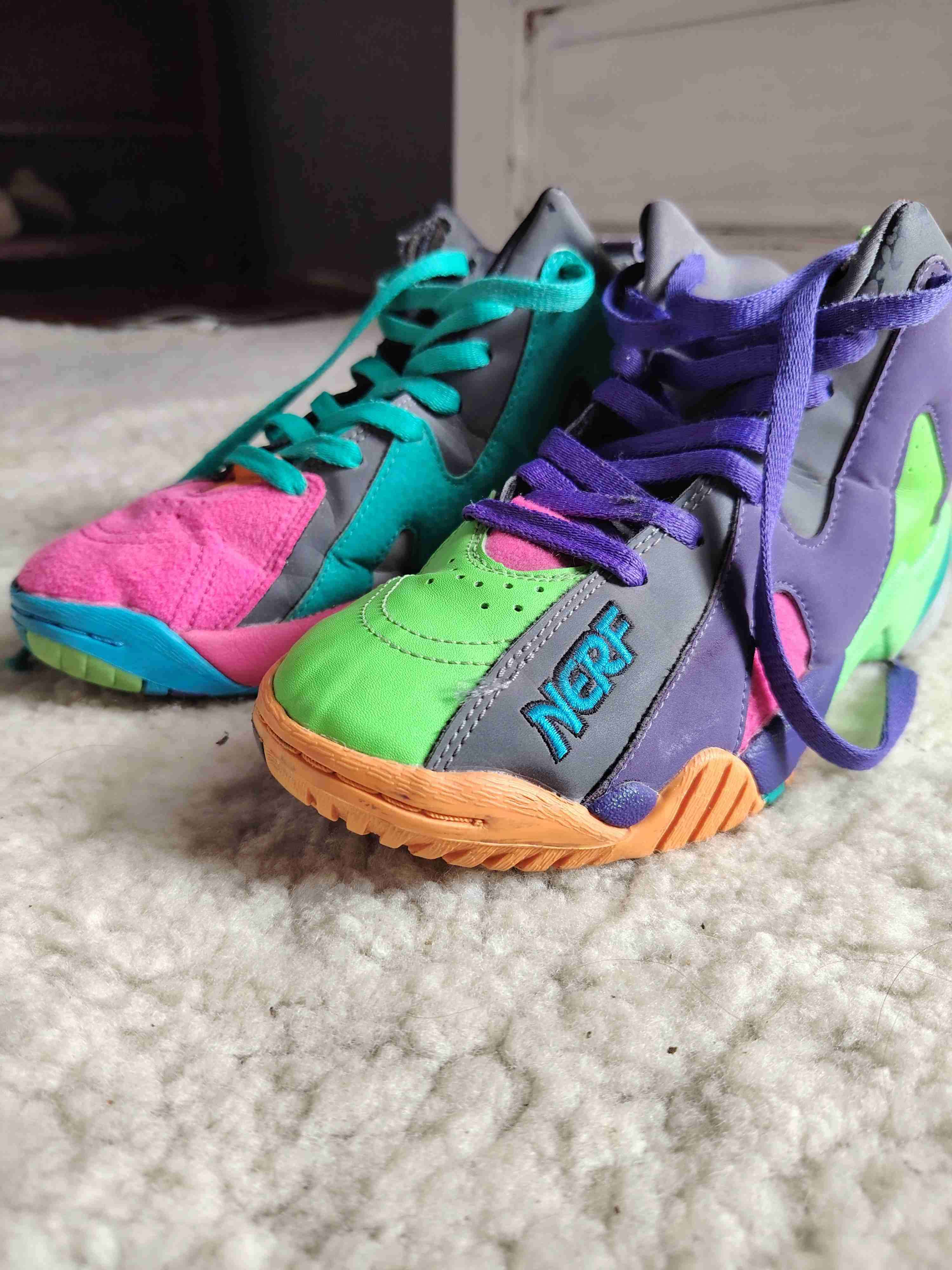 Zapatillas Nerf coloridas - miniatura 3