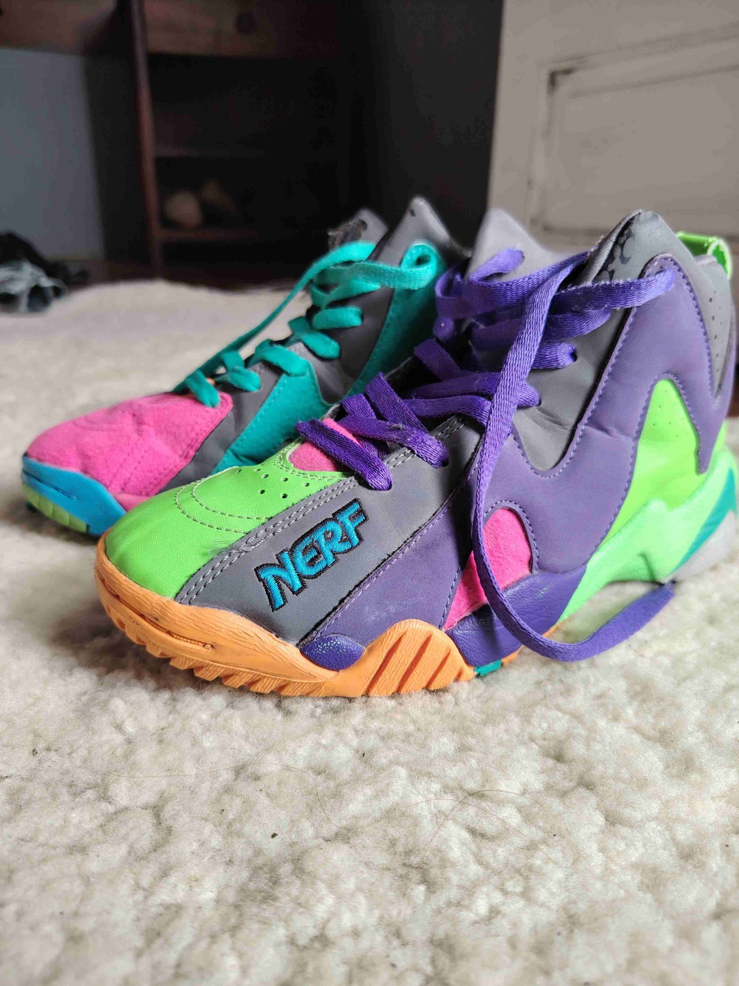 Zapatillas Nerf coloridas - miniatura 4