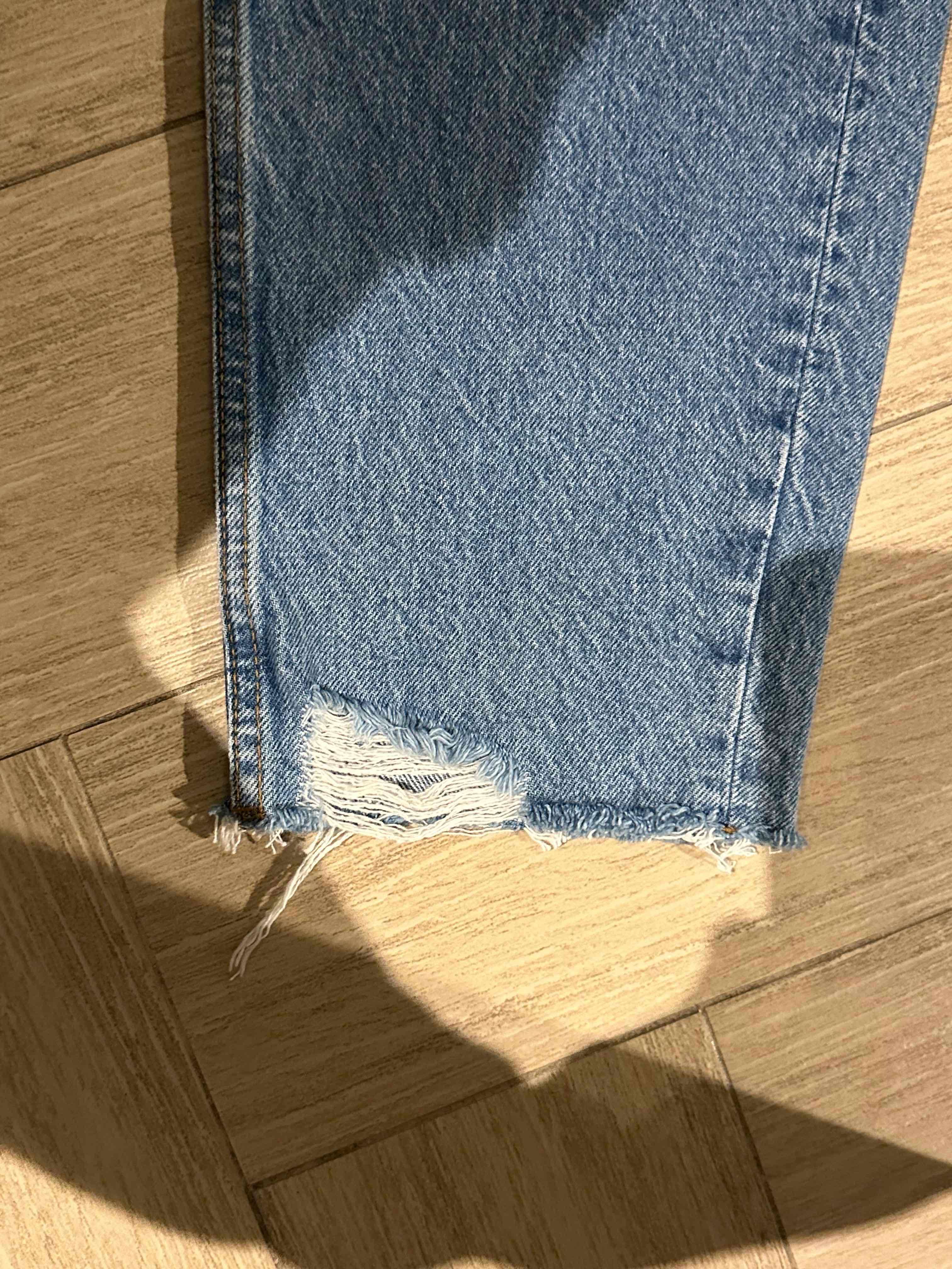 Jeans azul desgastado - miniatura 4