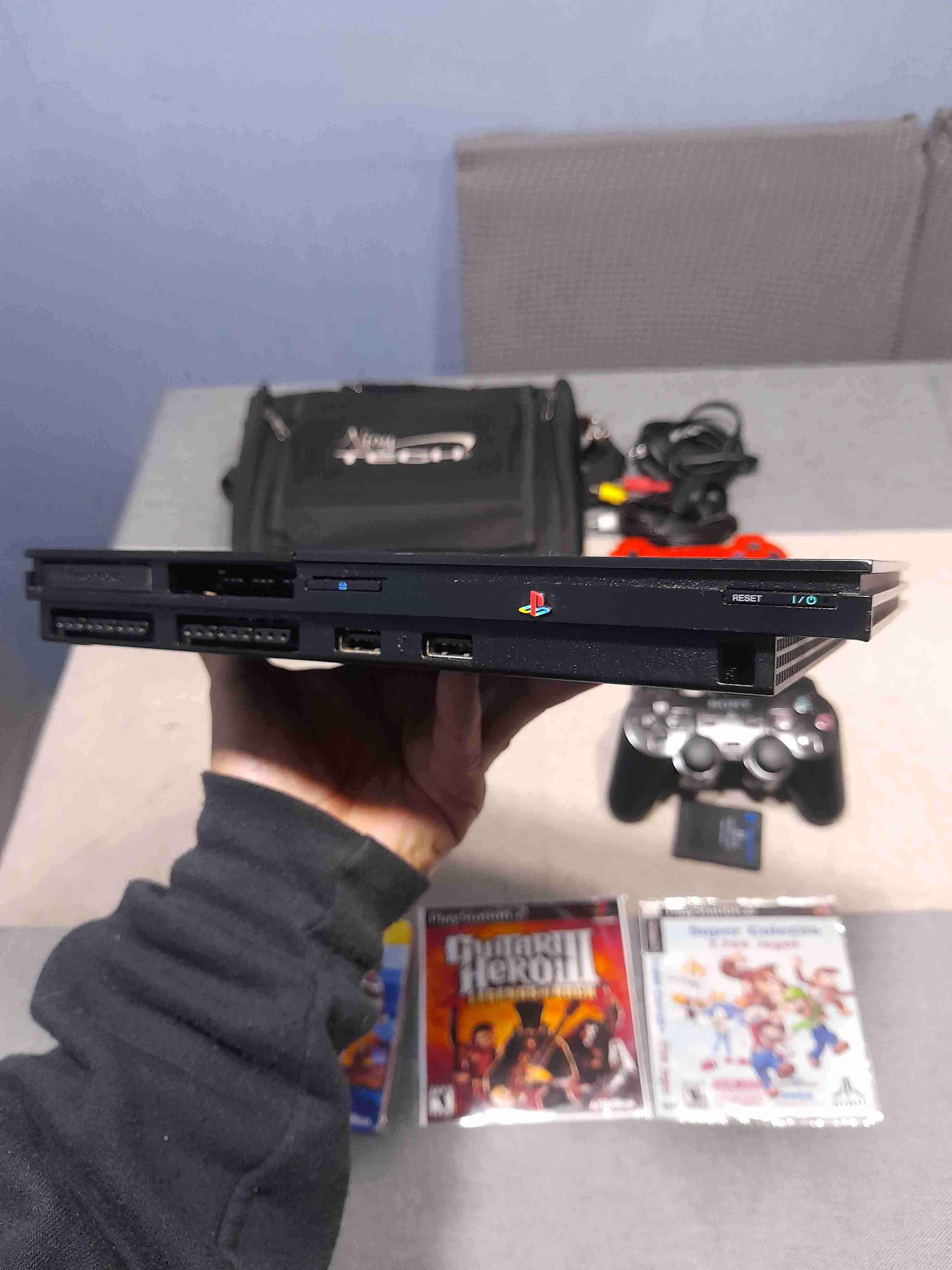 Consola PlayStation 2 con accesorios - miniatura 4