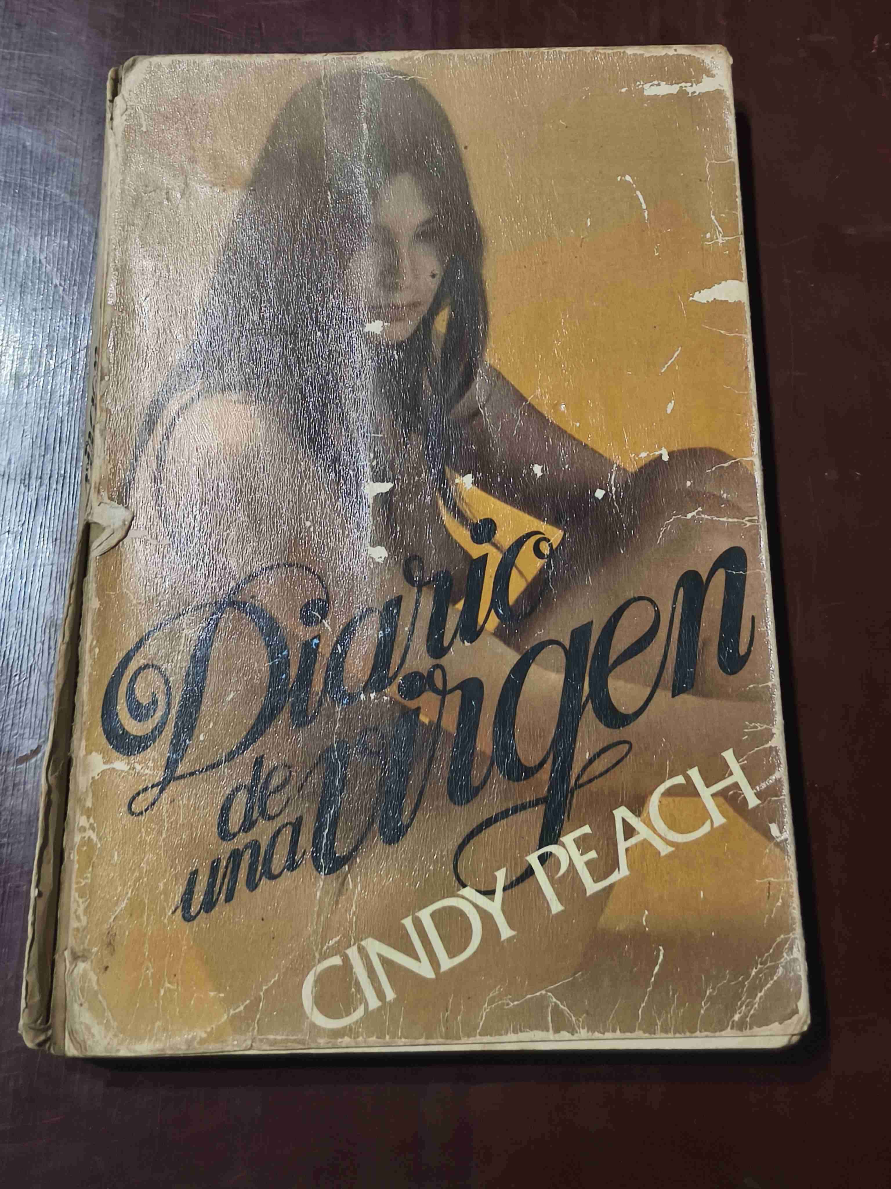 Libro 'Diario de una Virgen' - miniatura 1