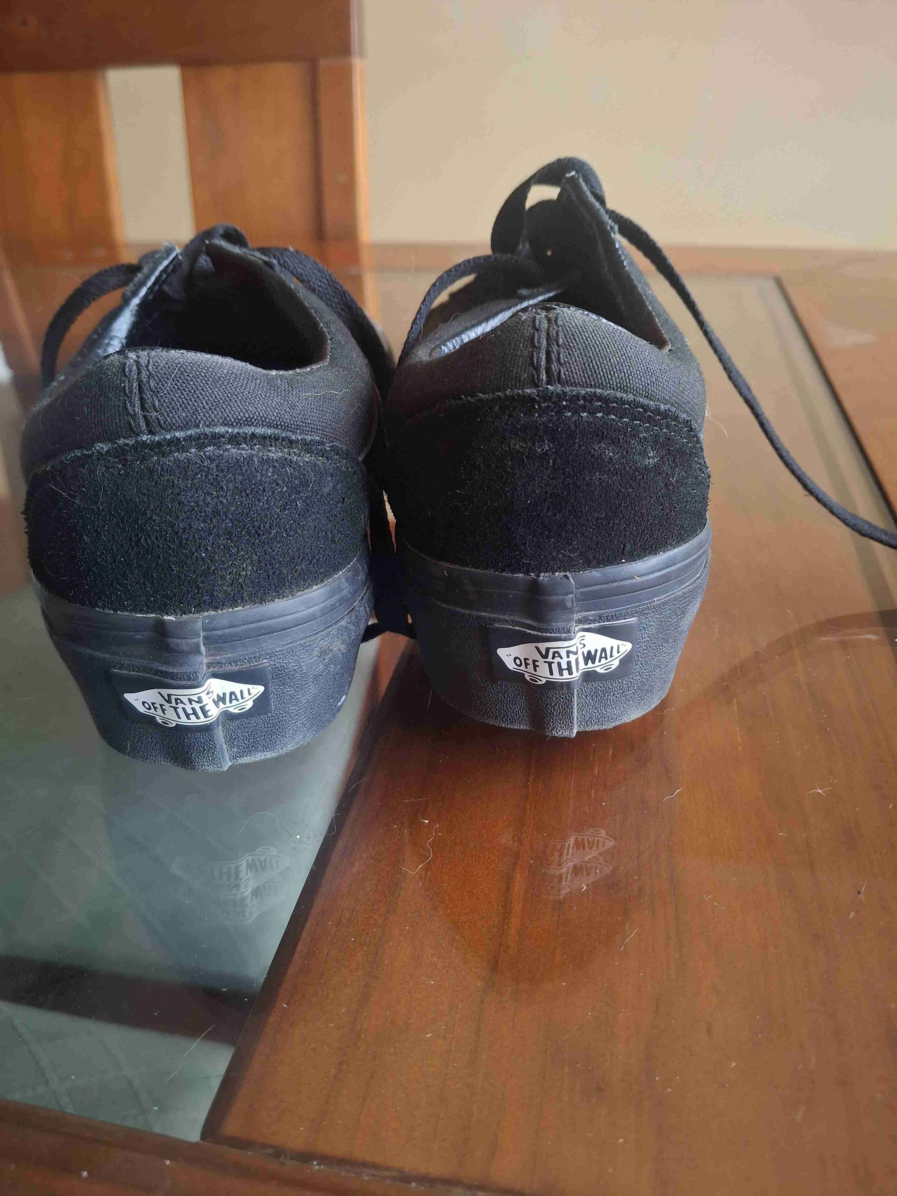 vendo zapatillas.negras vans originales. - miniatura 2