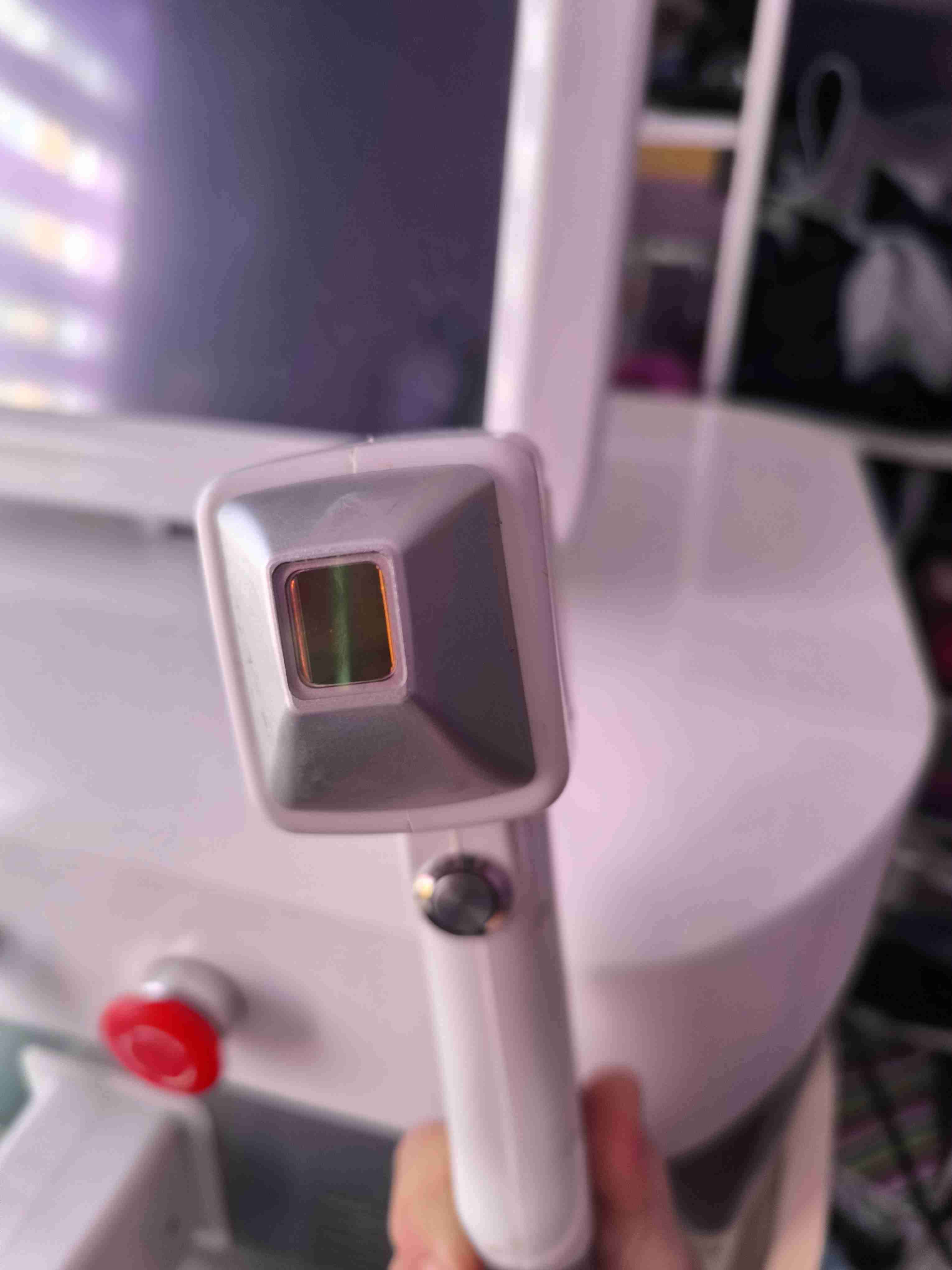 Máquina depilación láser profesional - miniatura 2