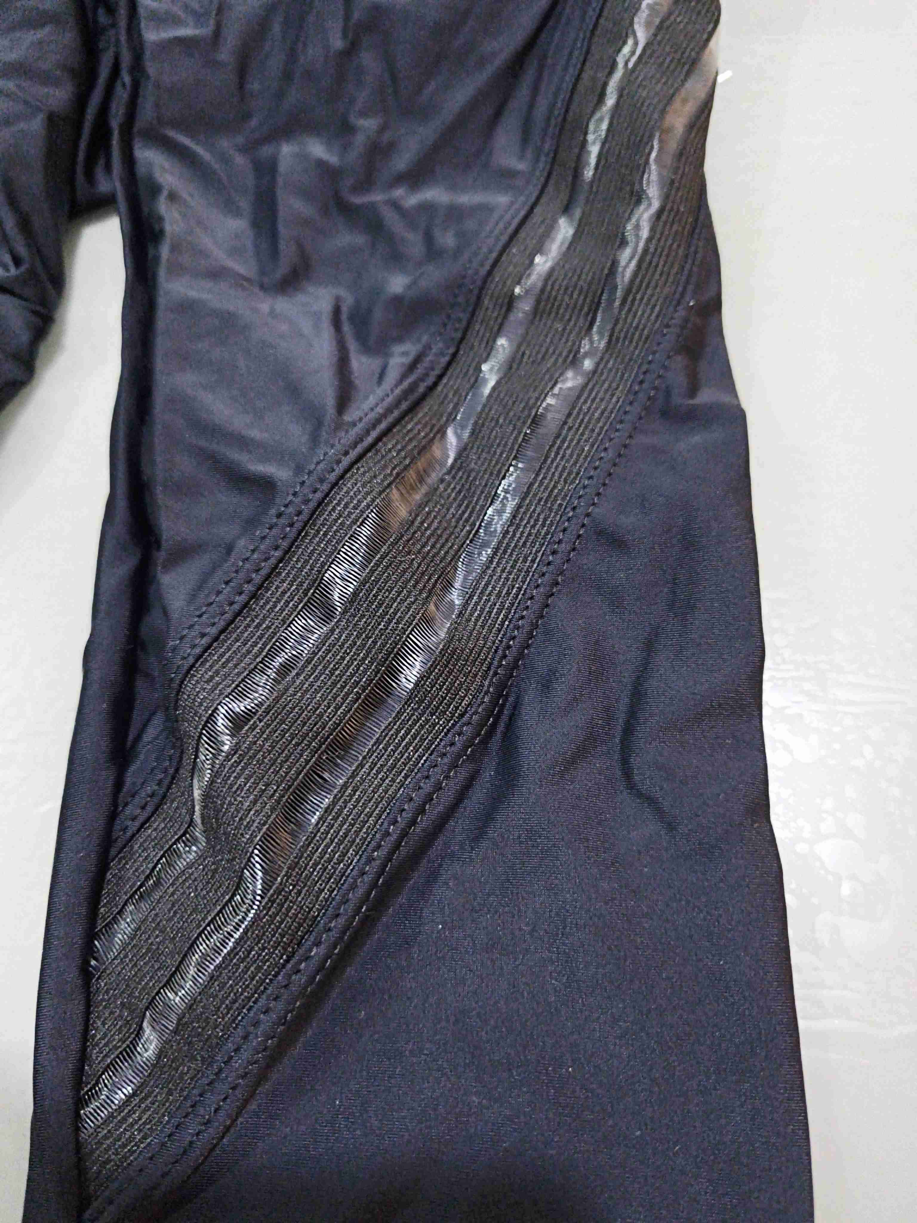 Calza o leggin negro deportivo para mujer - miniatura 6