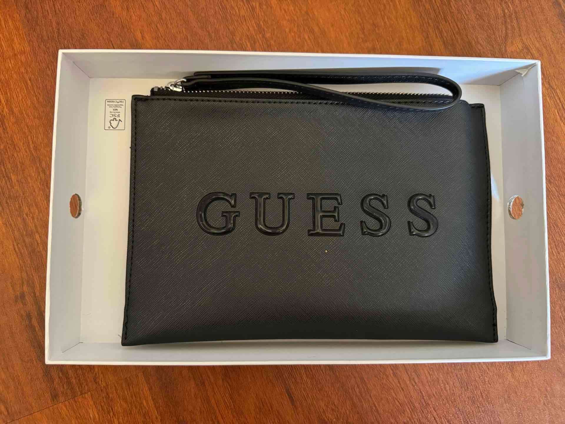 Cartera negra GUESS - miniatura 1