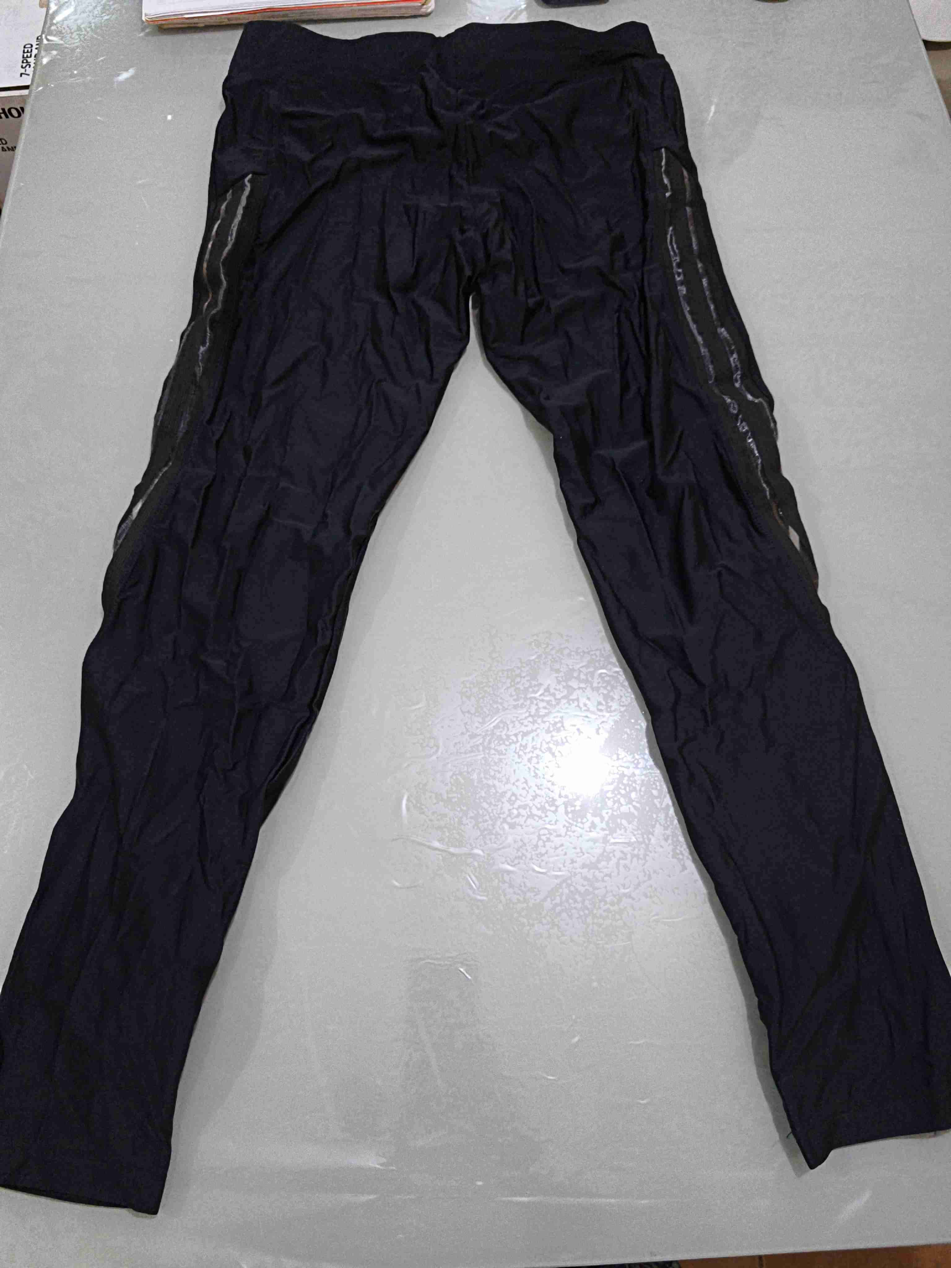 Calza o leggin deportiva negra para mujer - miniatura 2