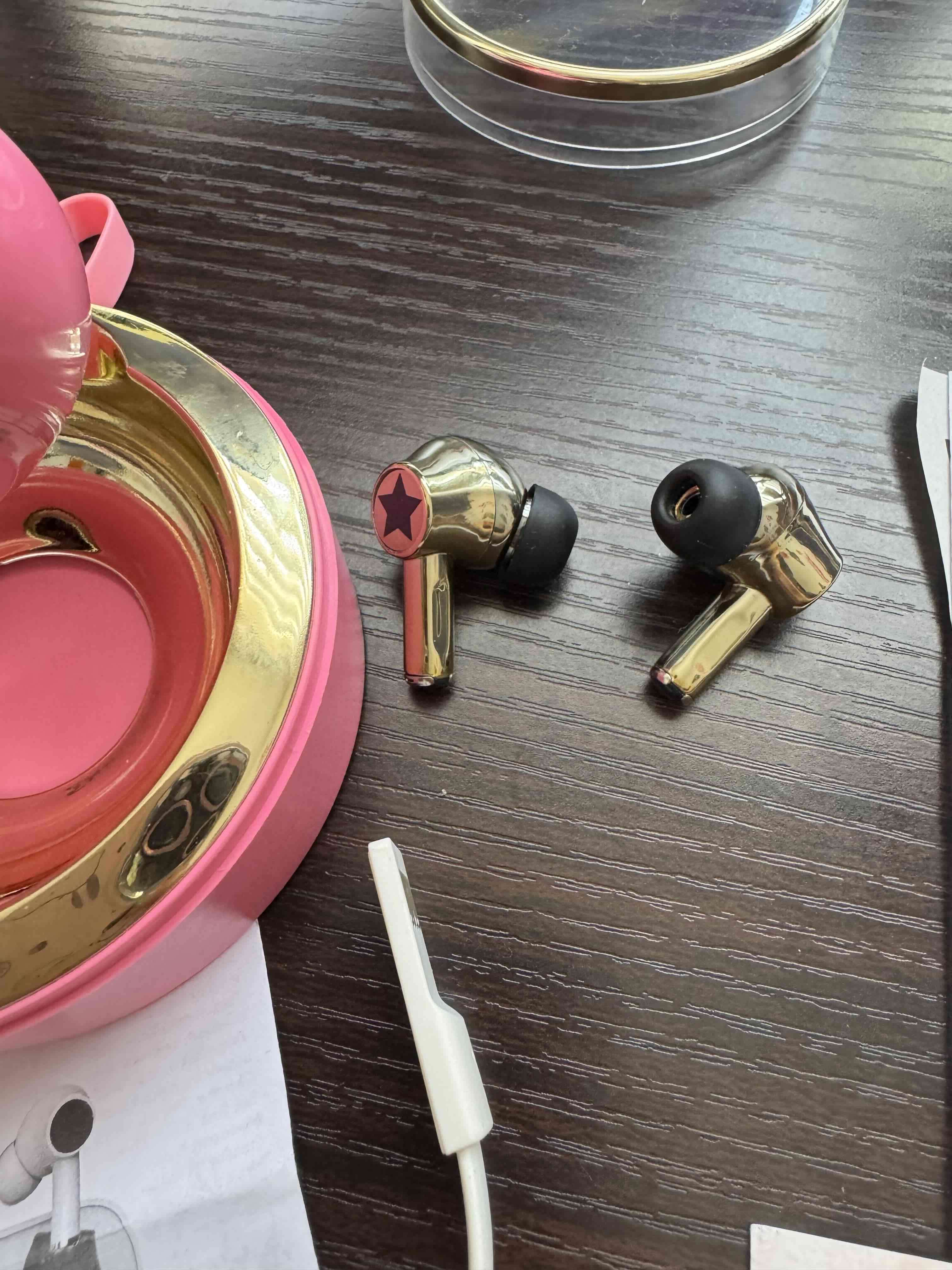 Audífonos  rosa Chiara Ferragni - miniatura 4