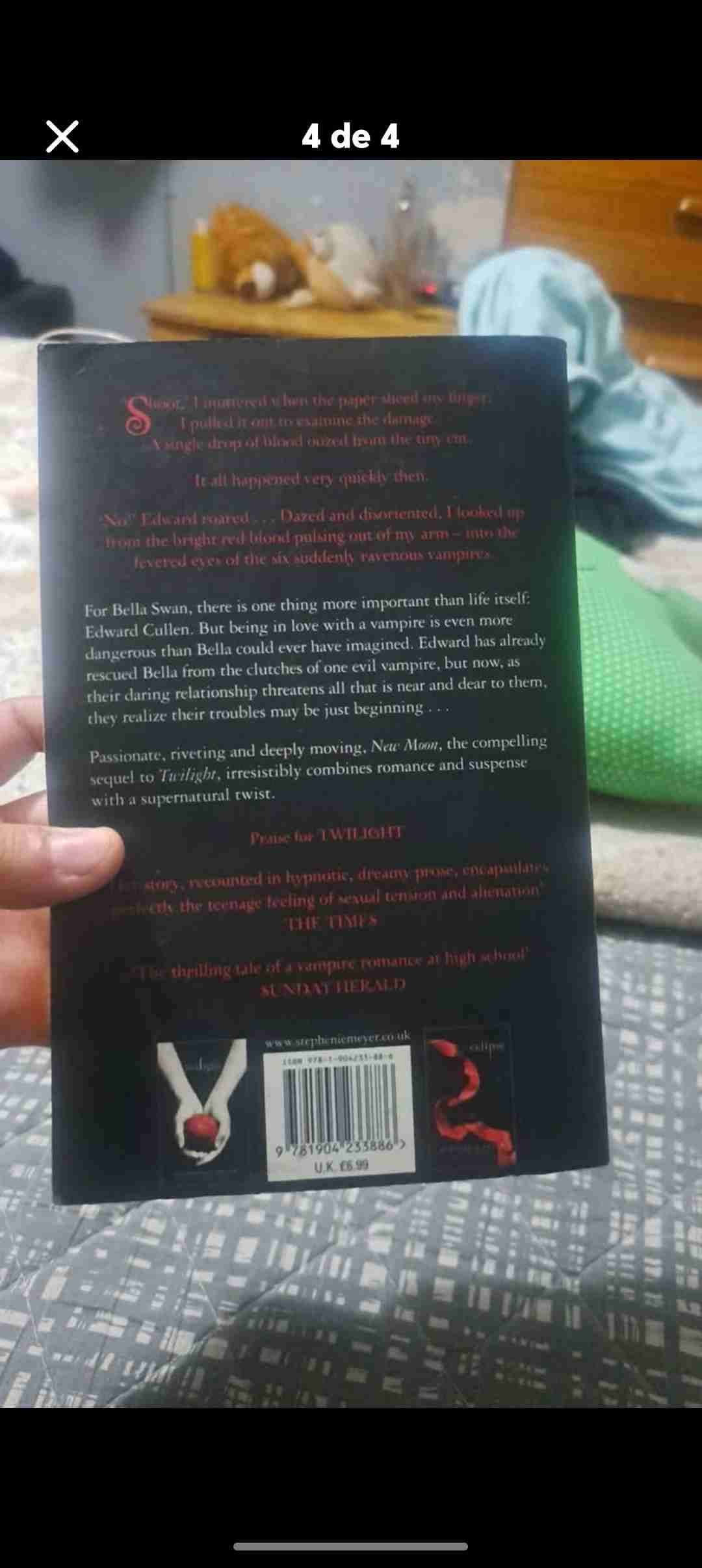 Libro 'New Moon' por Stephenie Meyer - miniatura 3