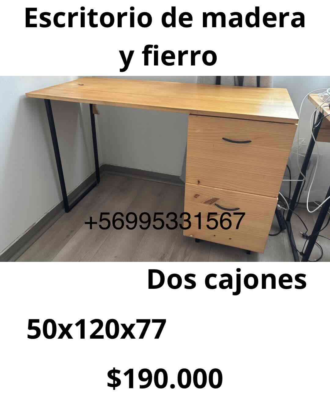 Escritorio de madera con cajones