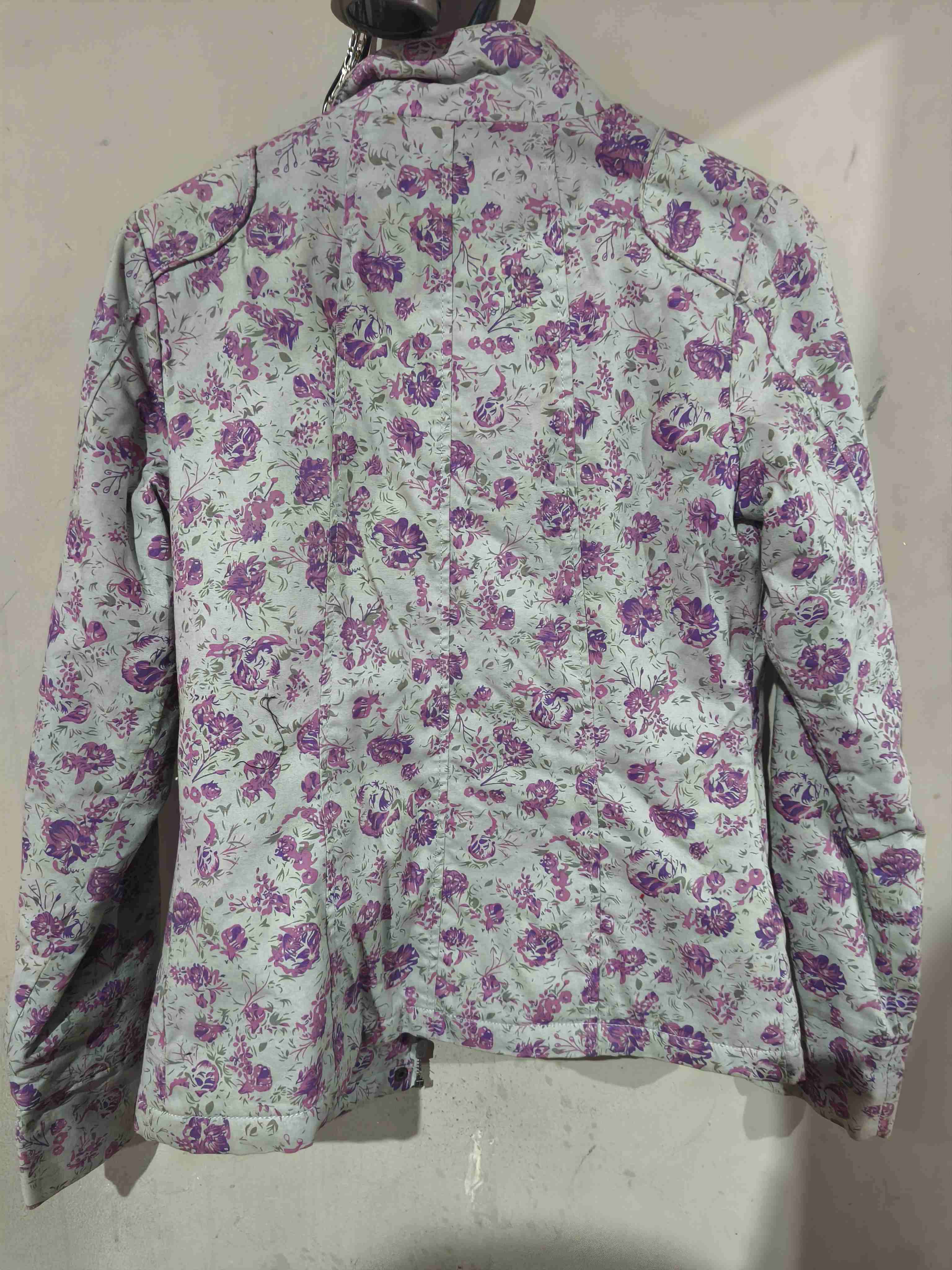 Chaqueta estampada floral Maui Girl - miniatura 3