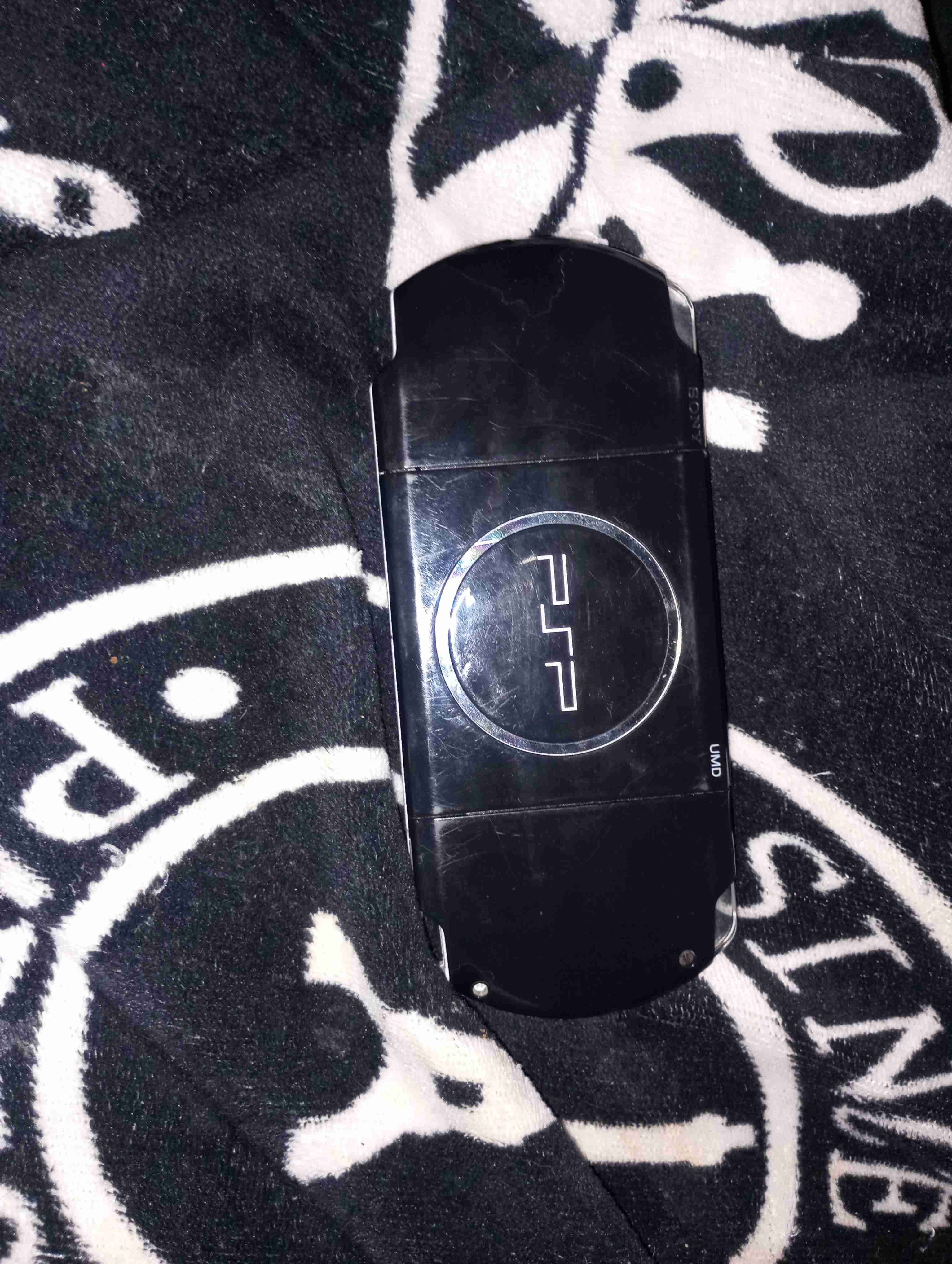 Consola PSP negra usada - miniatura 3