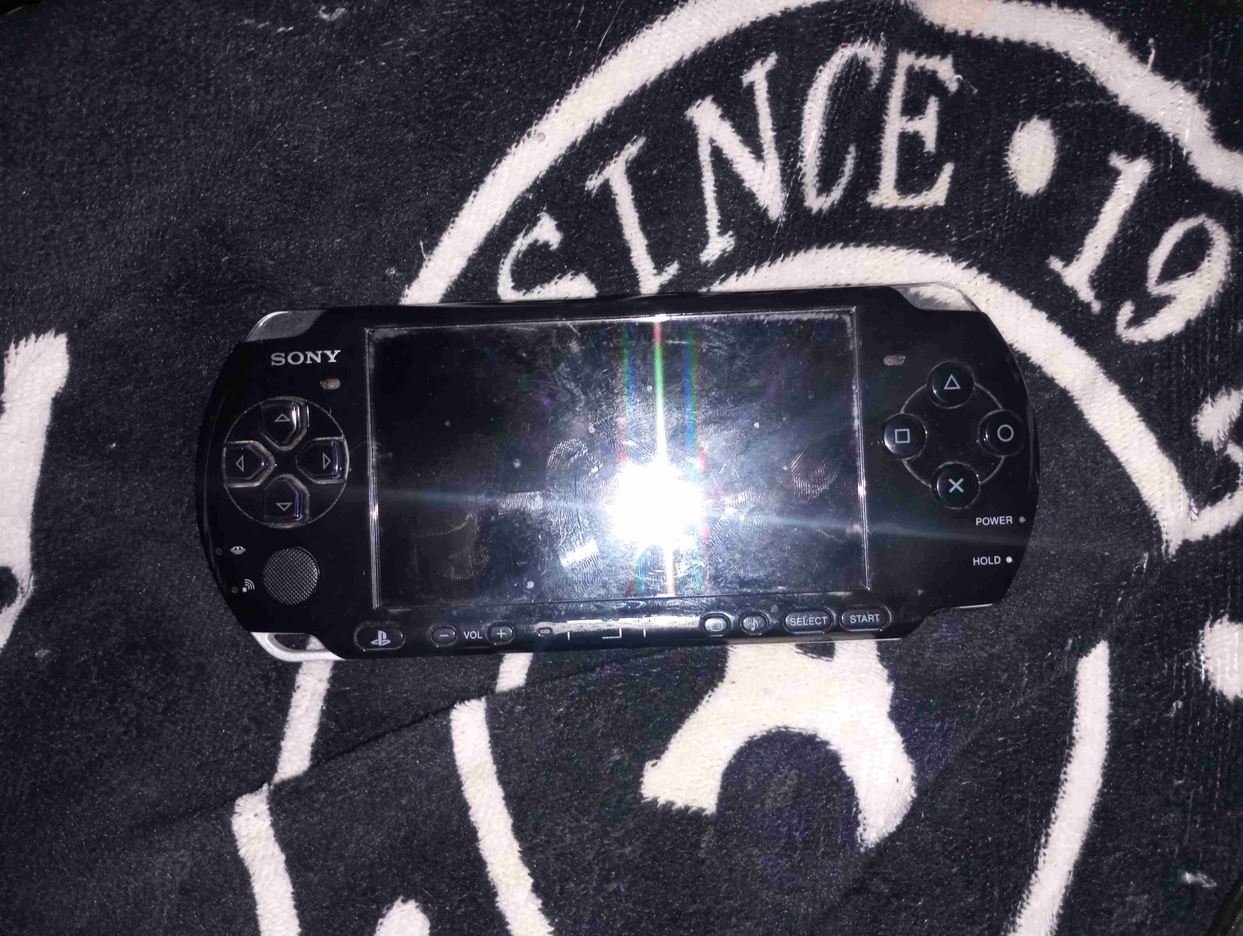 Consola PSP negra usada - miniatura 4