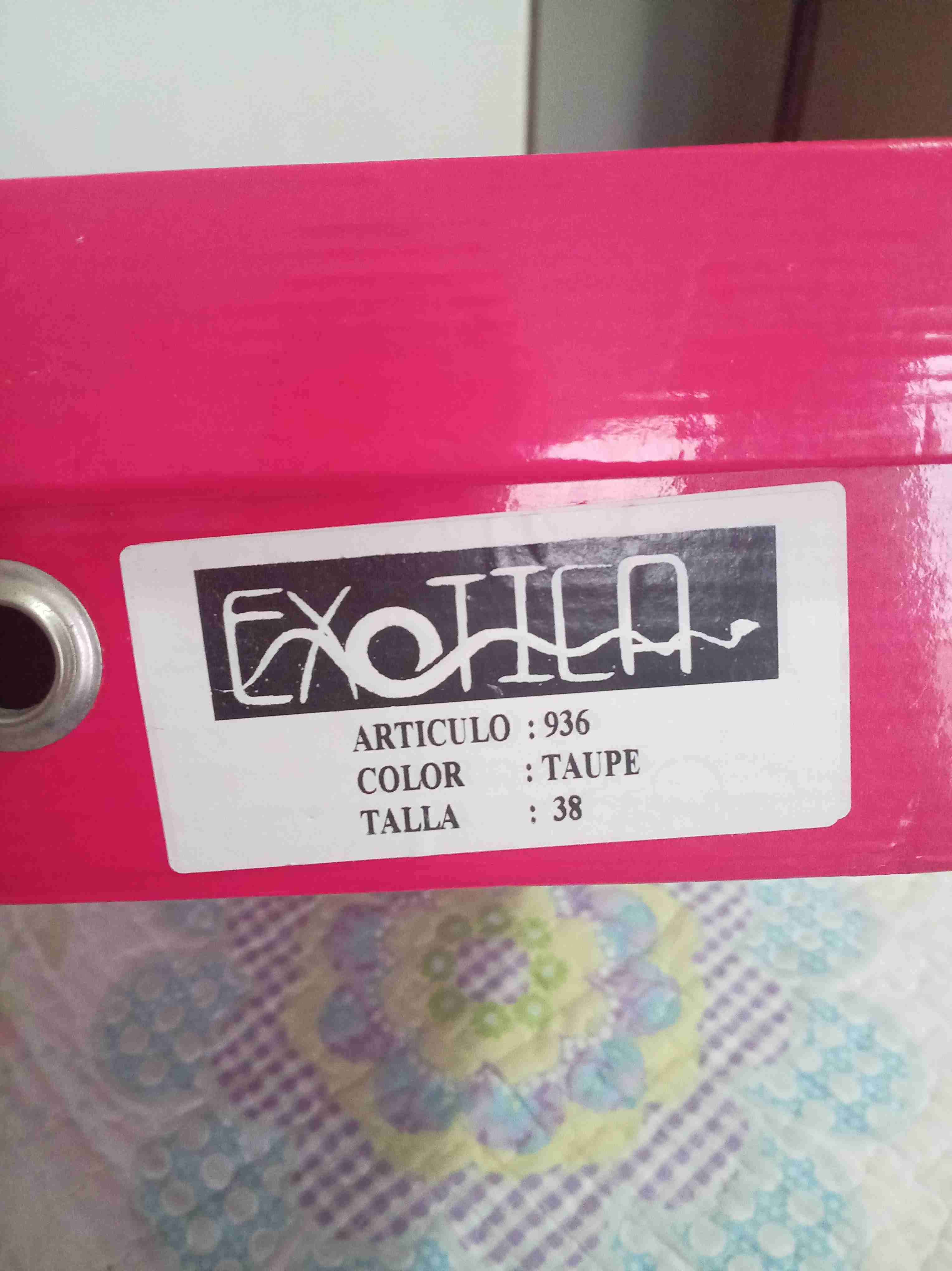 Bota Exótica  usado - miniatura 5