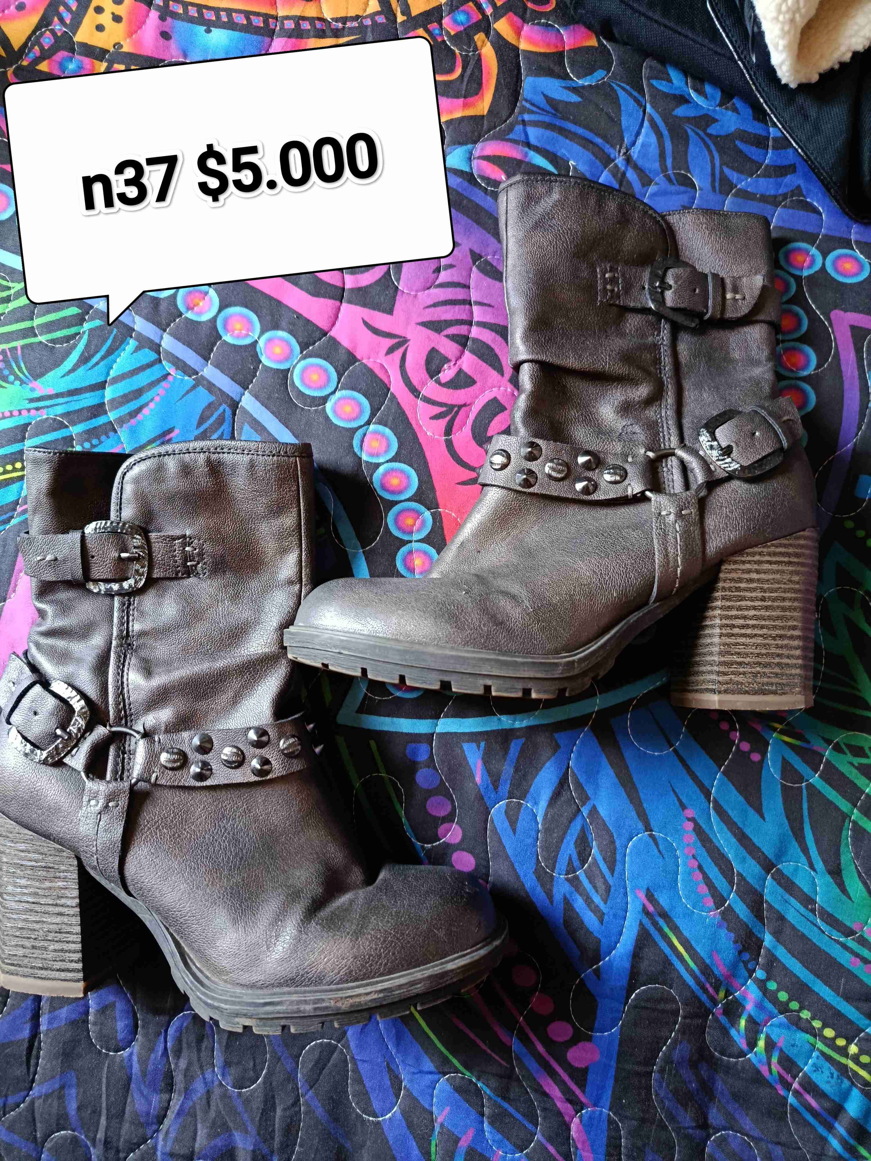 Botas marrón de cuero n37