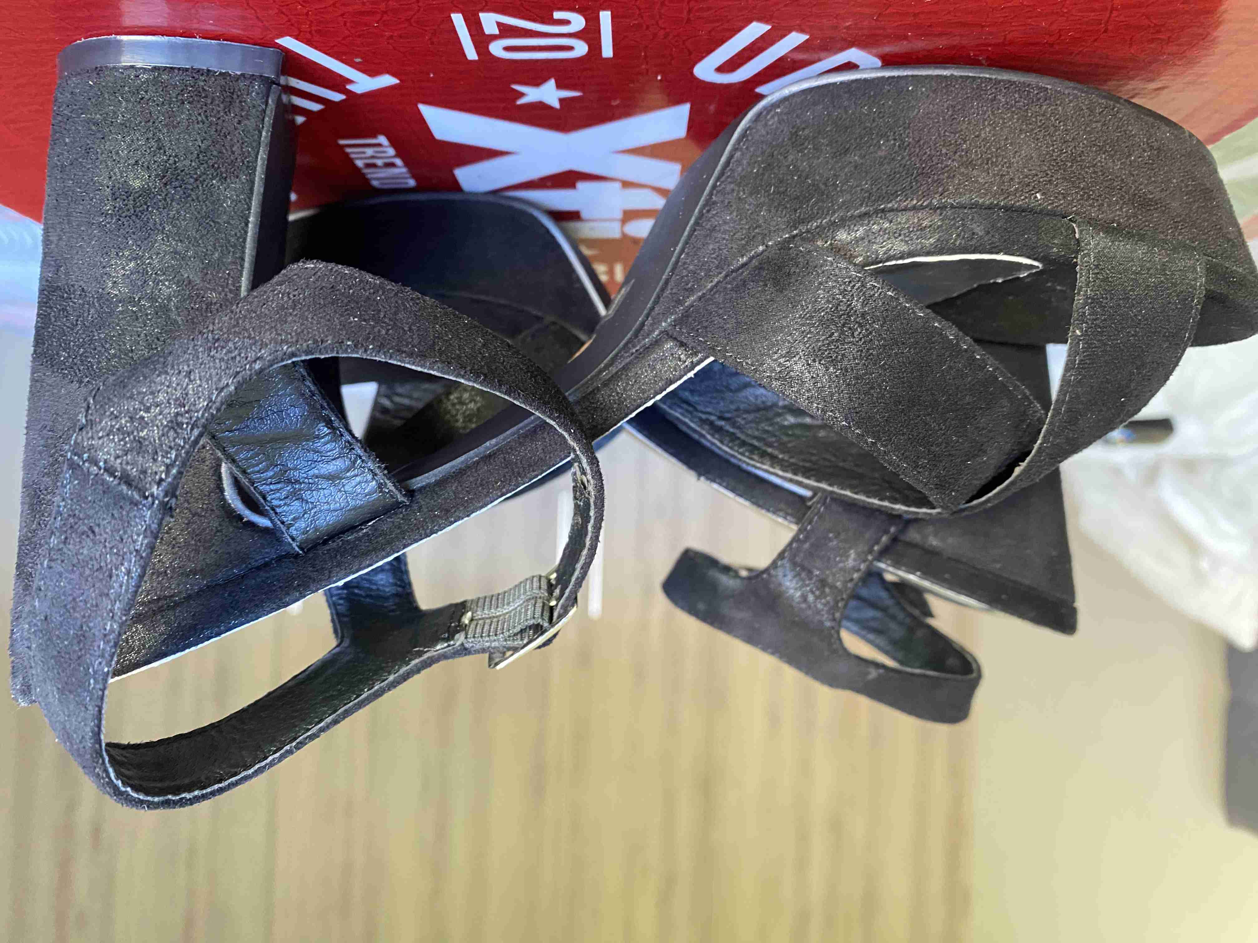 Sandalias negras fiesta - miniatura 1