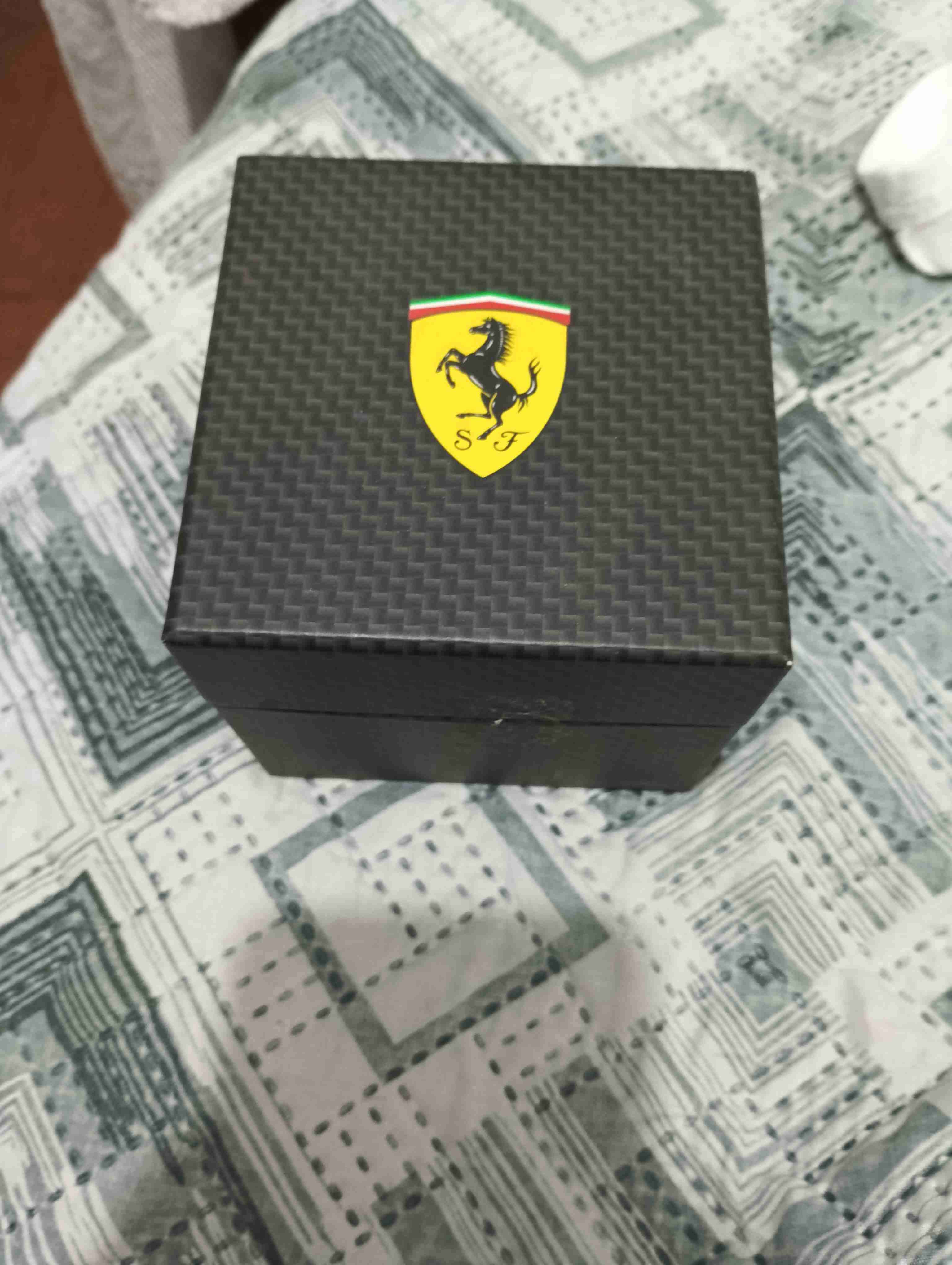 reloj Ferrari - miniatura 1