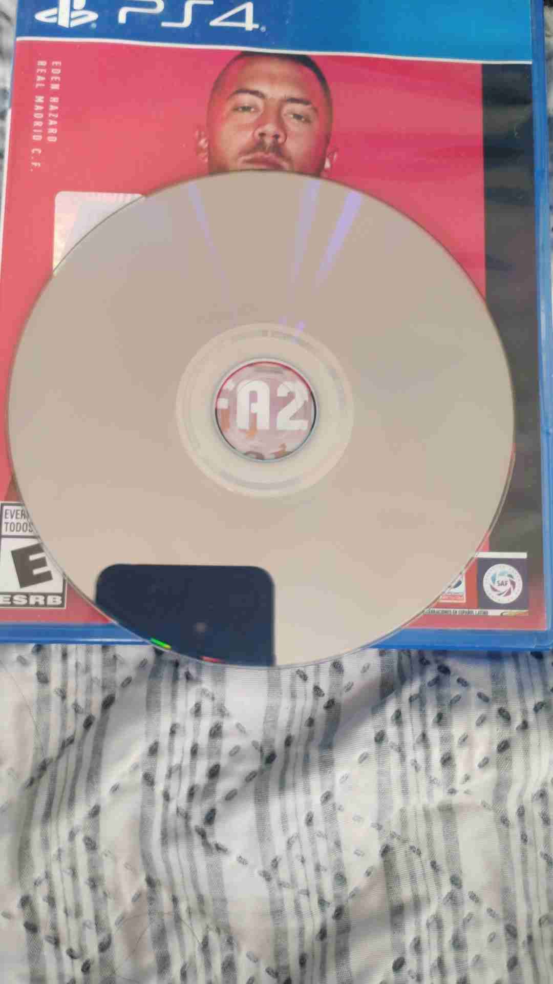 Juego FIFA 20 para PS4 - miniatura 3