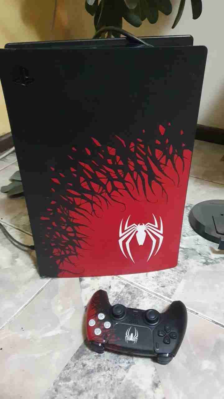 Consola edición especial Spider-Man