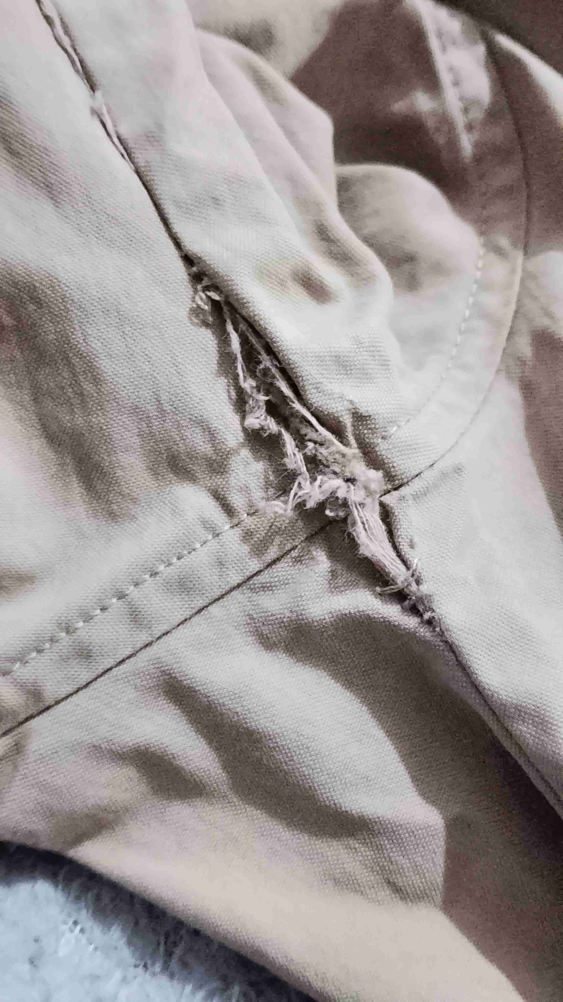 Chaqueta beige con capucha - miniatura 4