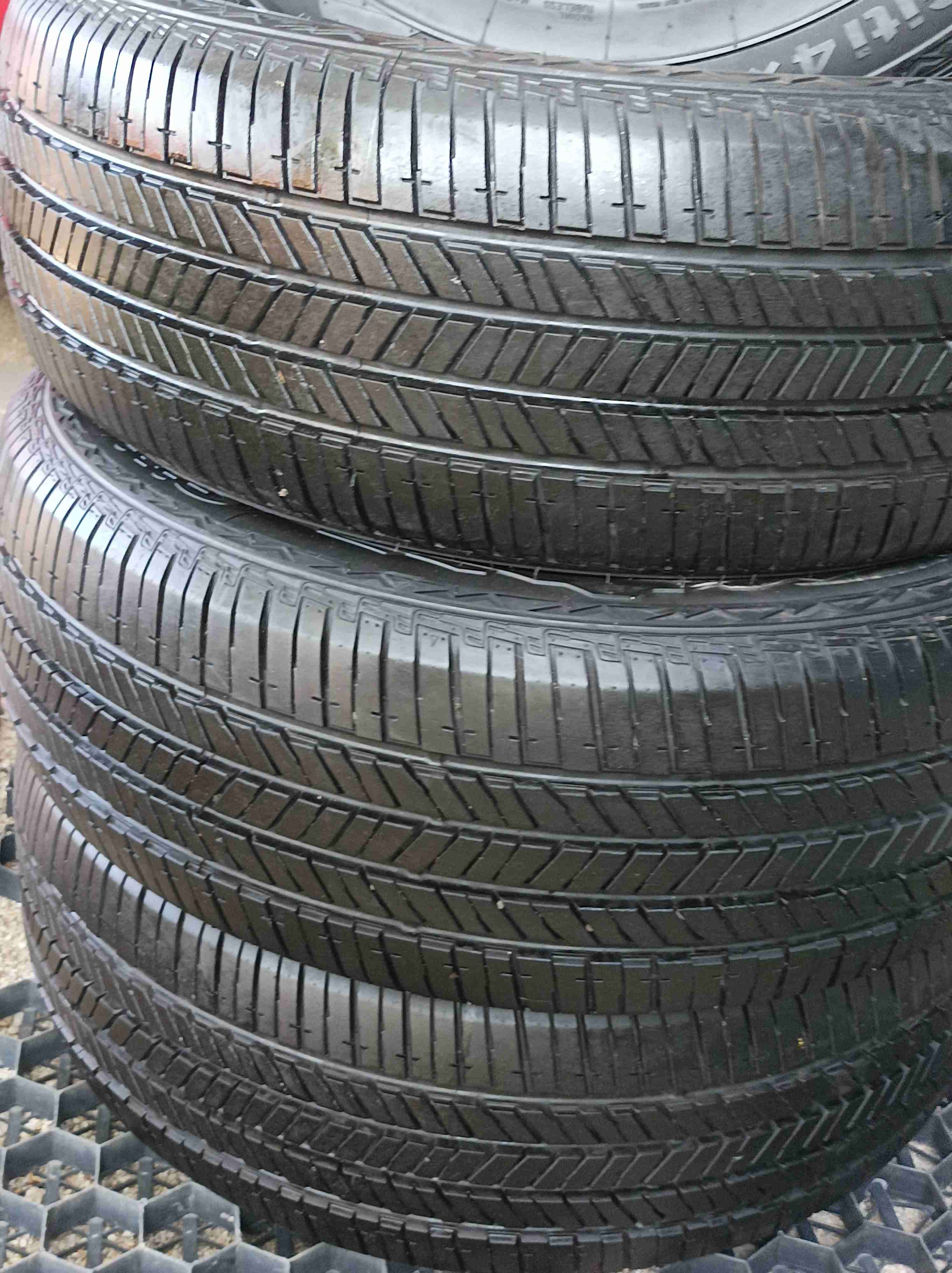 Casi sin uso: neumáticos aro 18 - miniatura 4