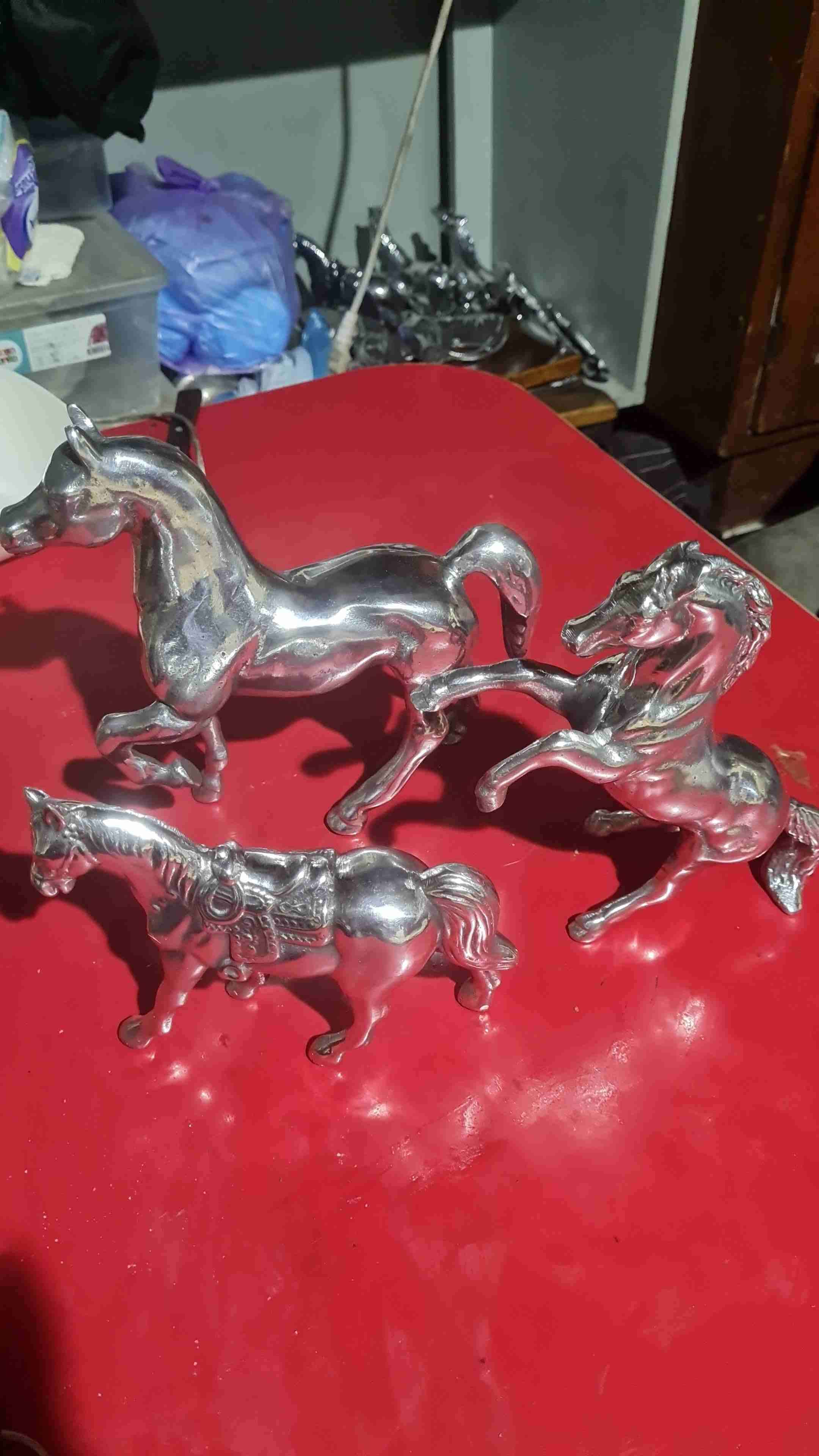 Figuras decorativas de caballos - miniatura 1