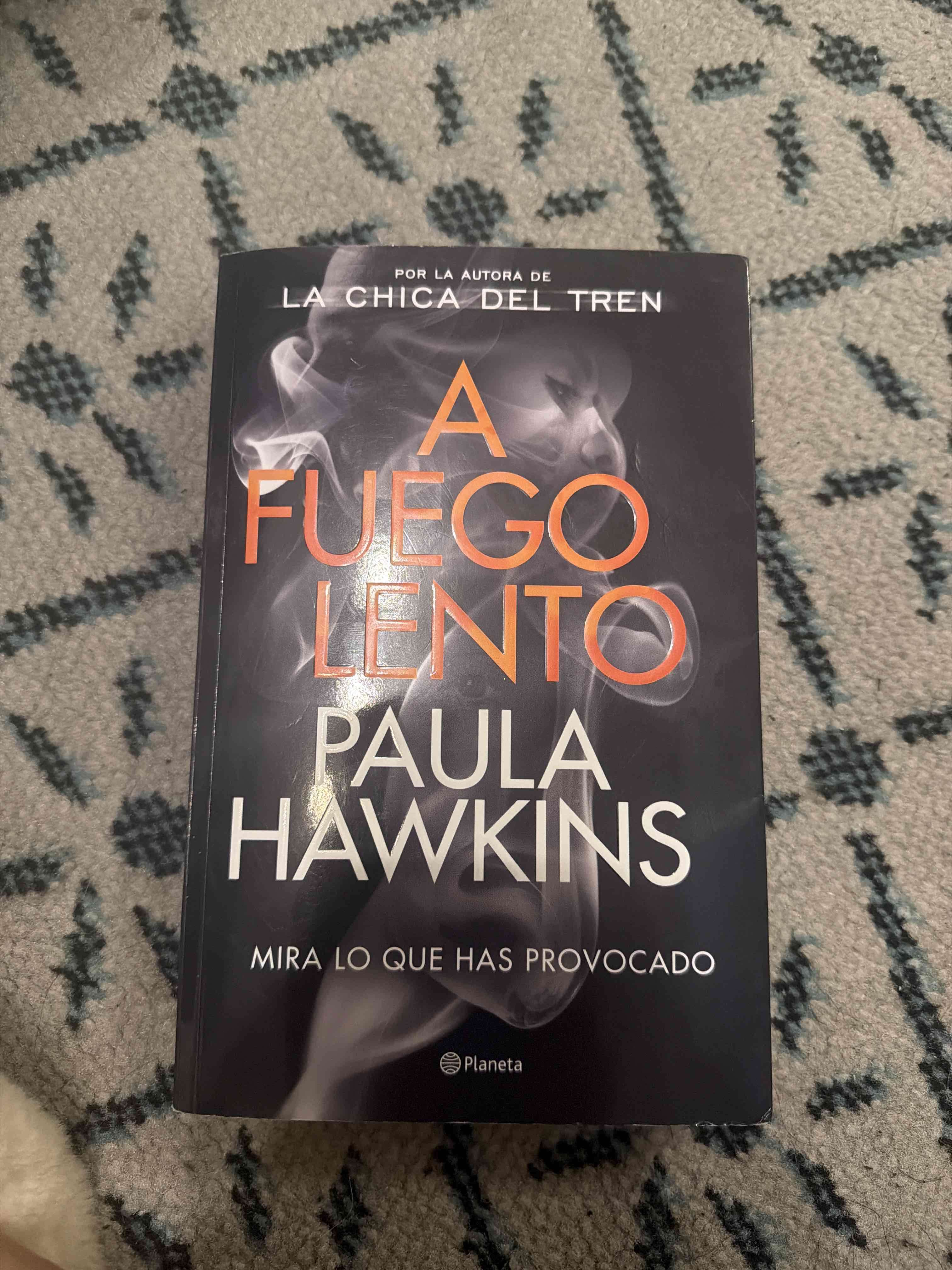 Libro 'A fuego lento' Paula Hawkins - miniatura 1