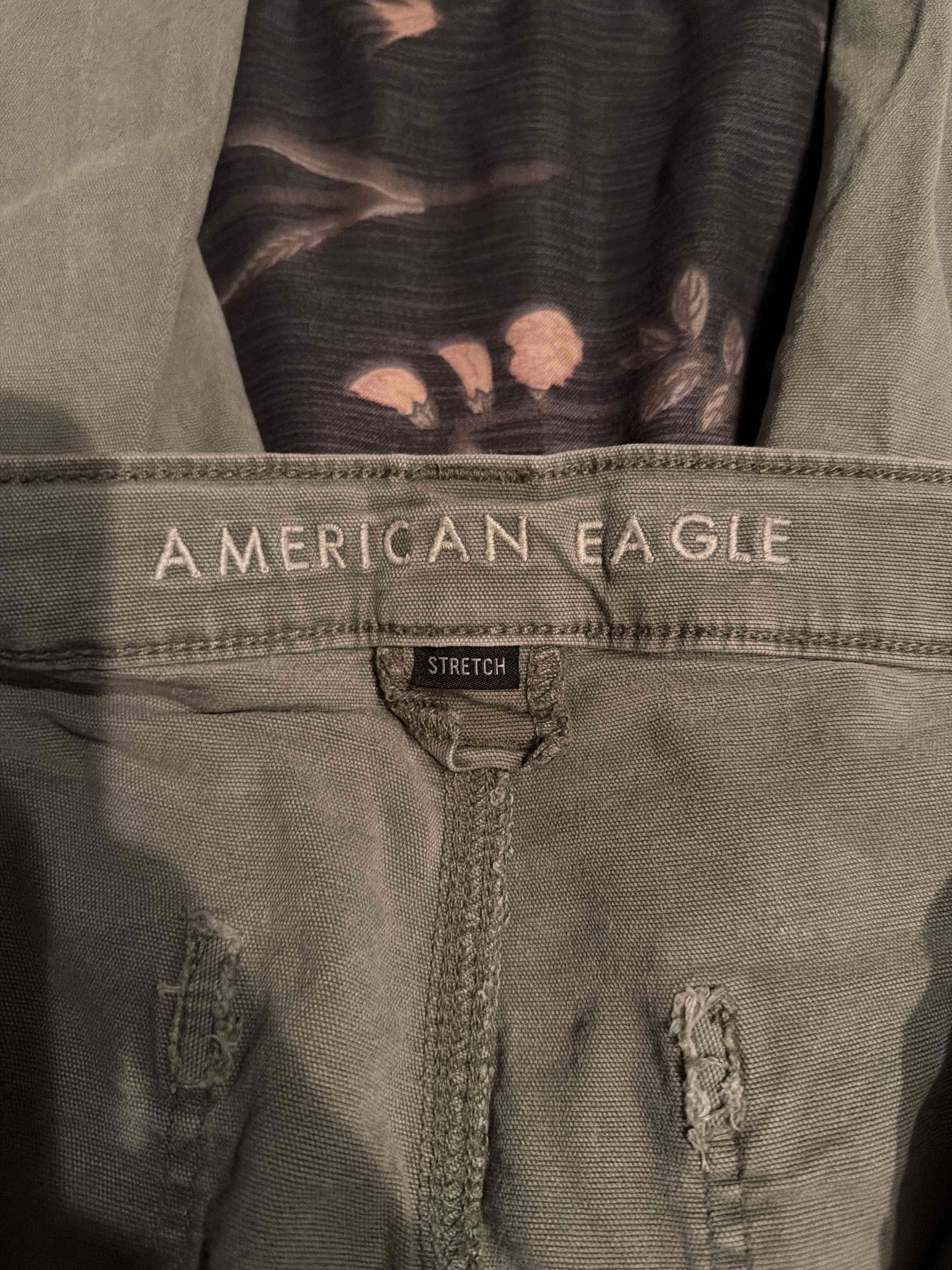 Pantalones cargo verdes American eagle - miniatura 3