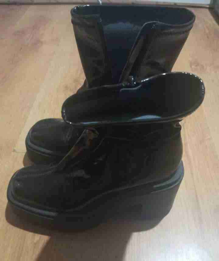 Botines de charol con plataforma negros - miniatura 2