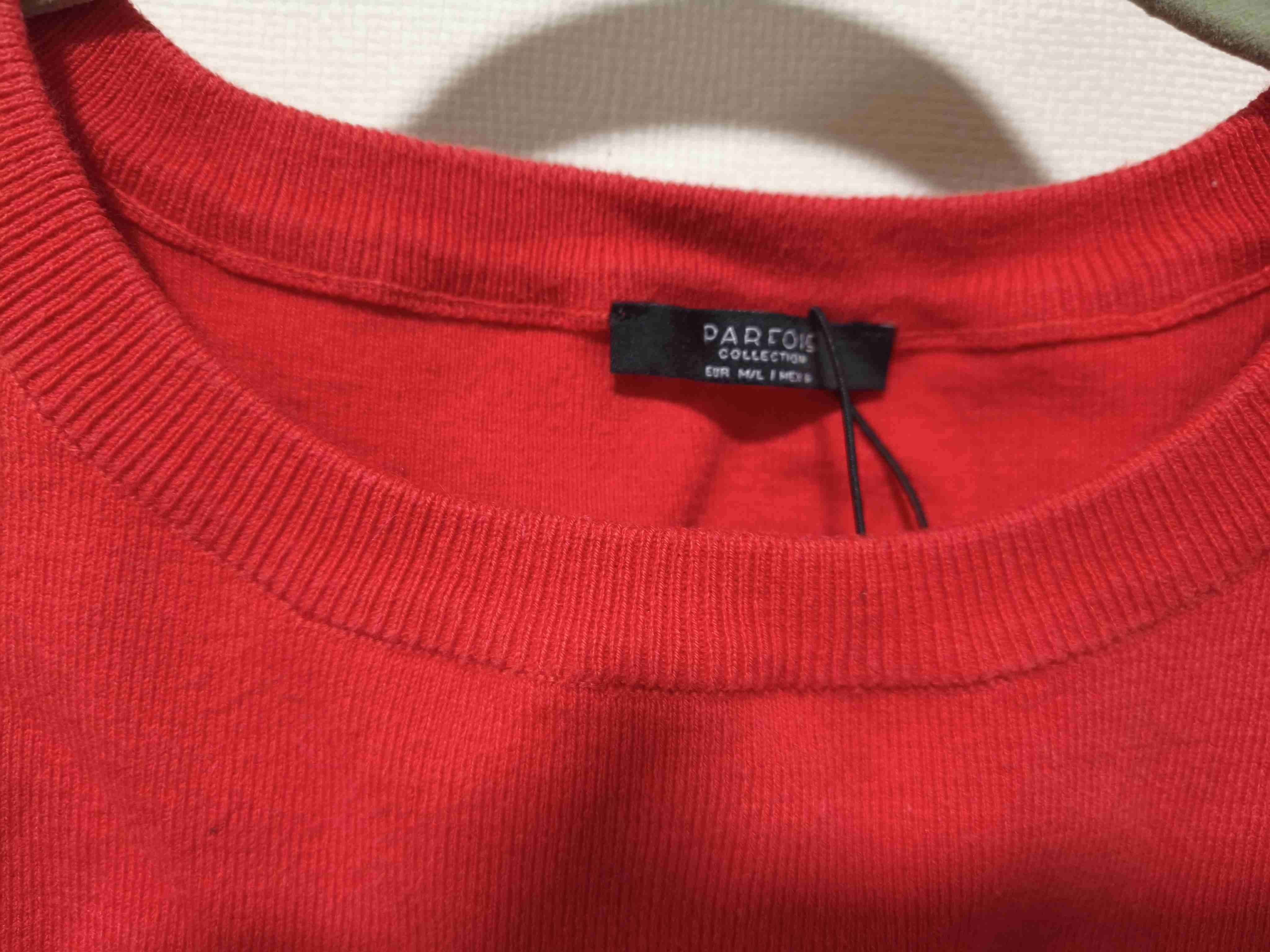 Suéter rayado rojo y rosado - miniatura 3