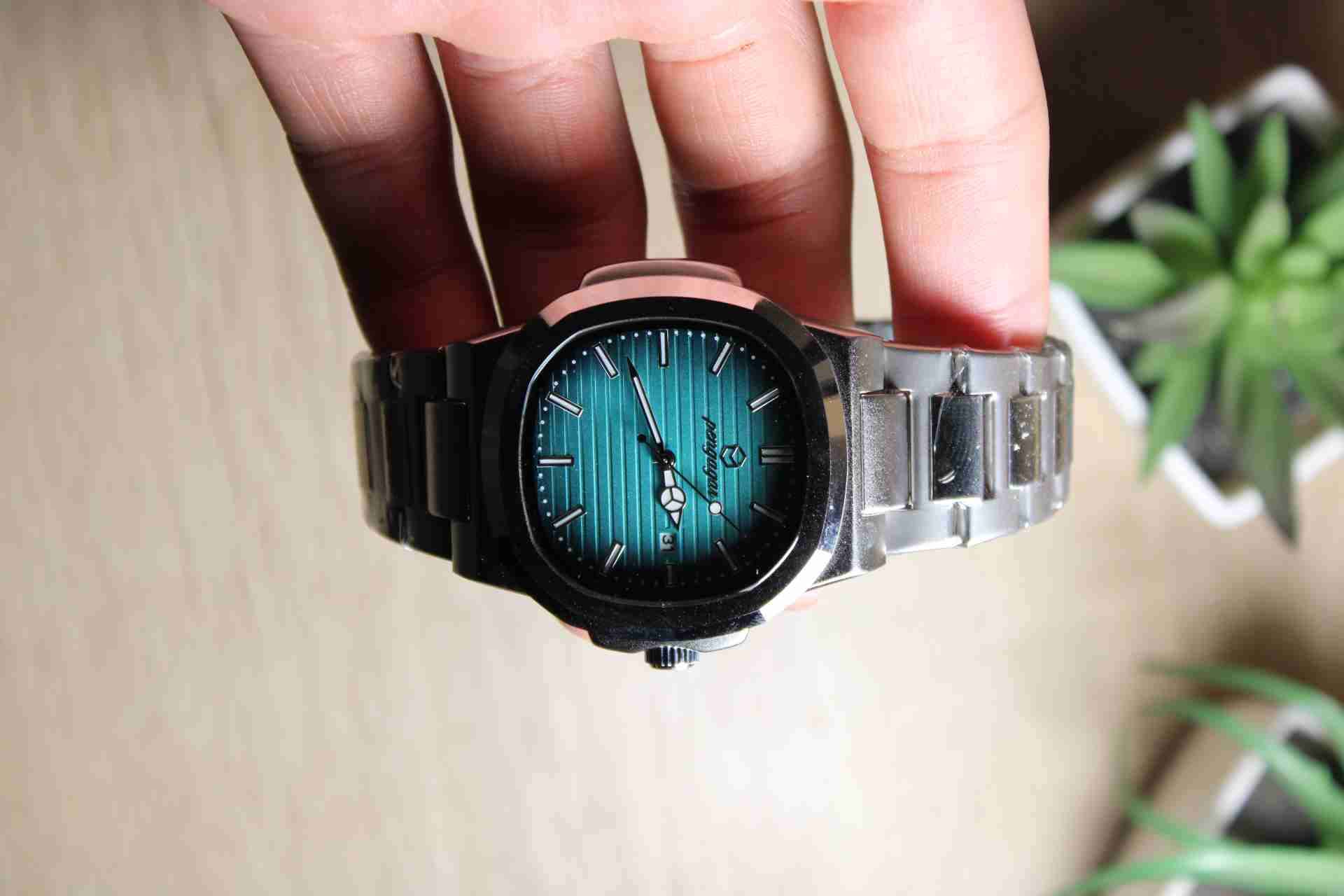 Reloj de pulsera azul metálico - miniatura 5