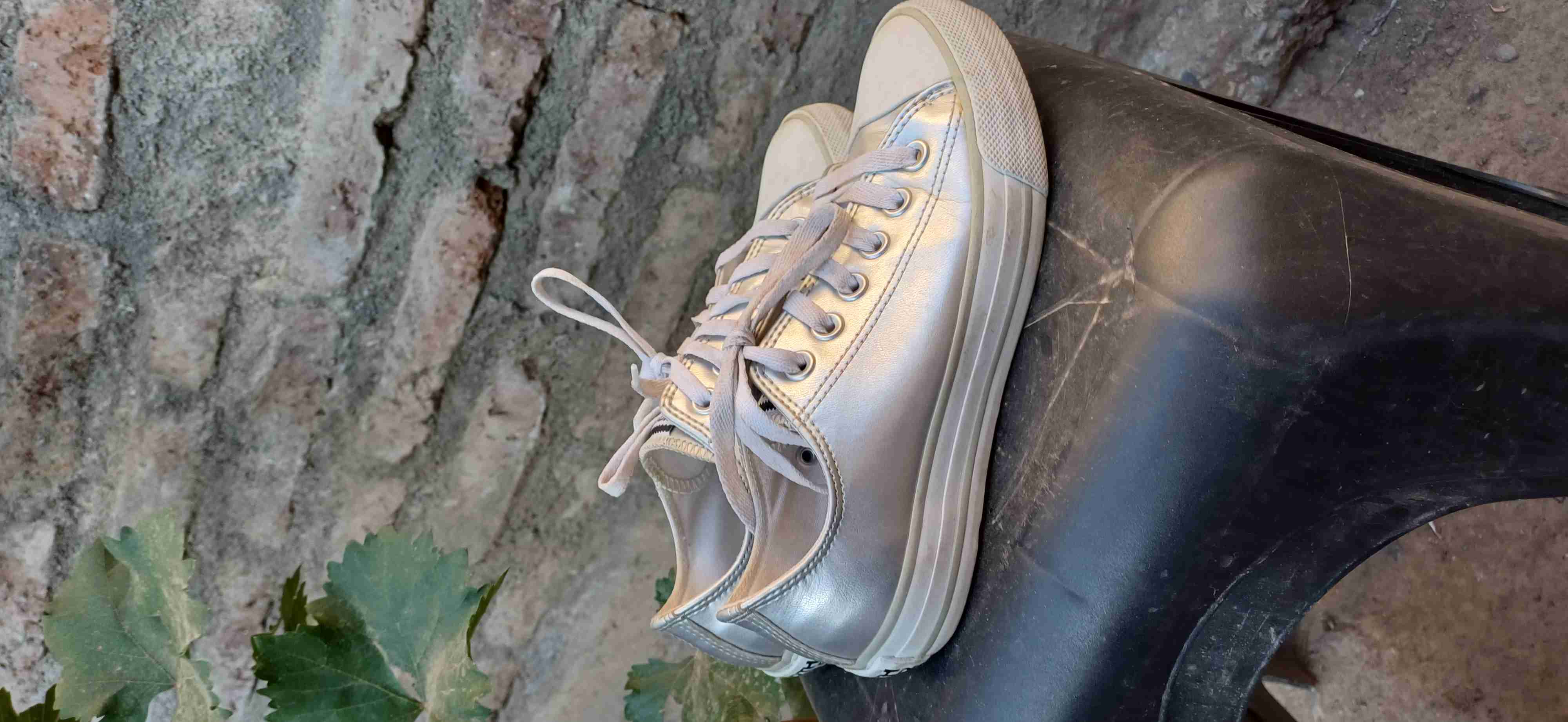 Zapatillas casuales plateadas - miniatura 3