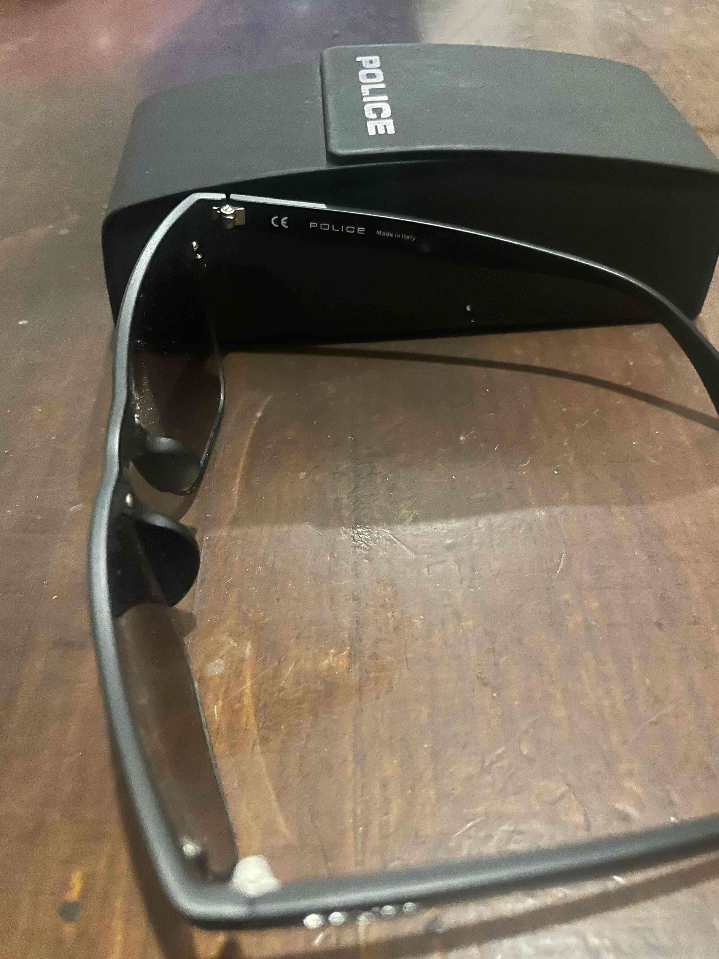 Gafas de sol Police negras - miniatura 4