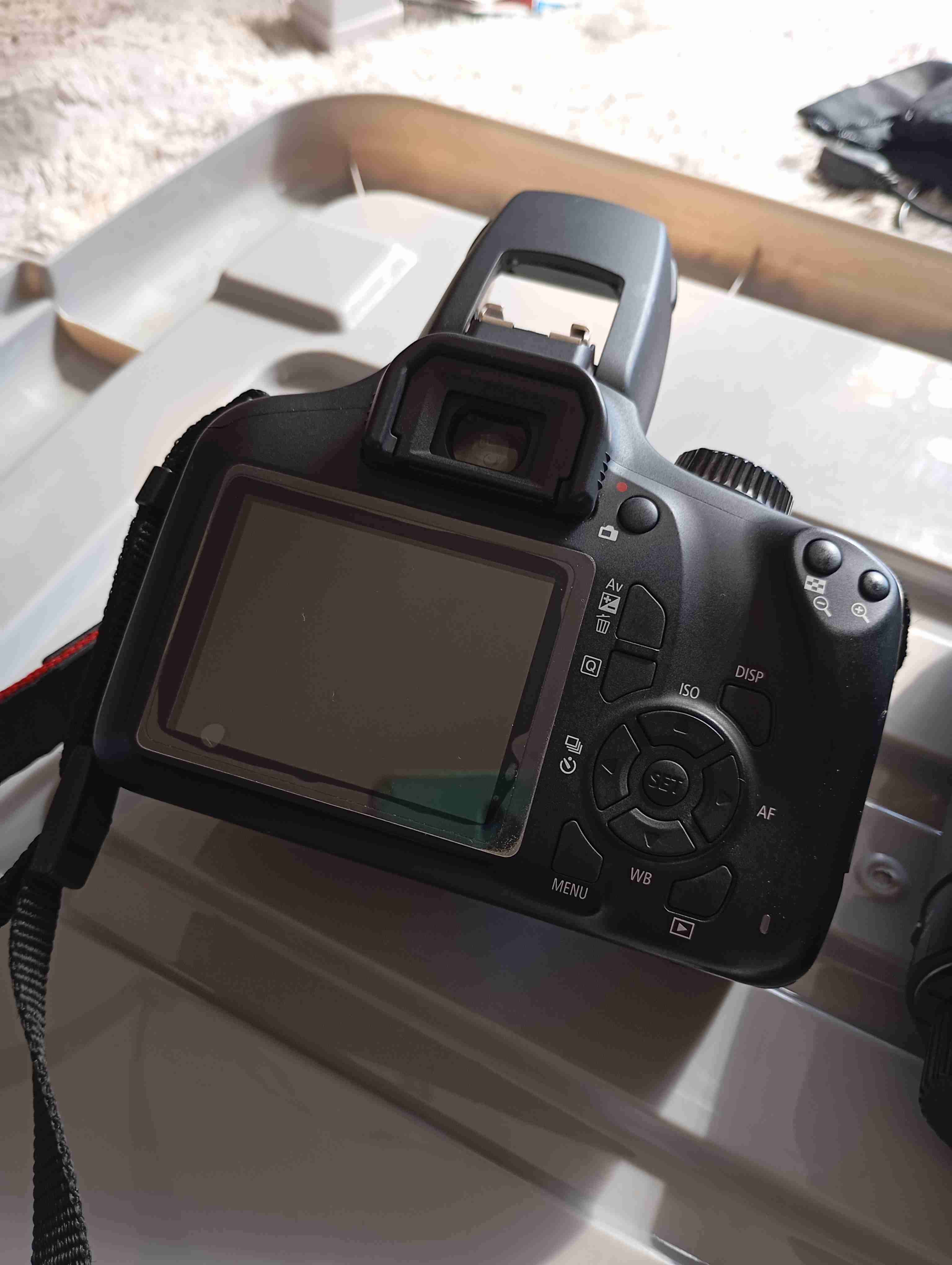 Cámara Canon EOS Rebel T100 DSLR - miniatura 3