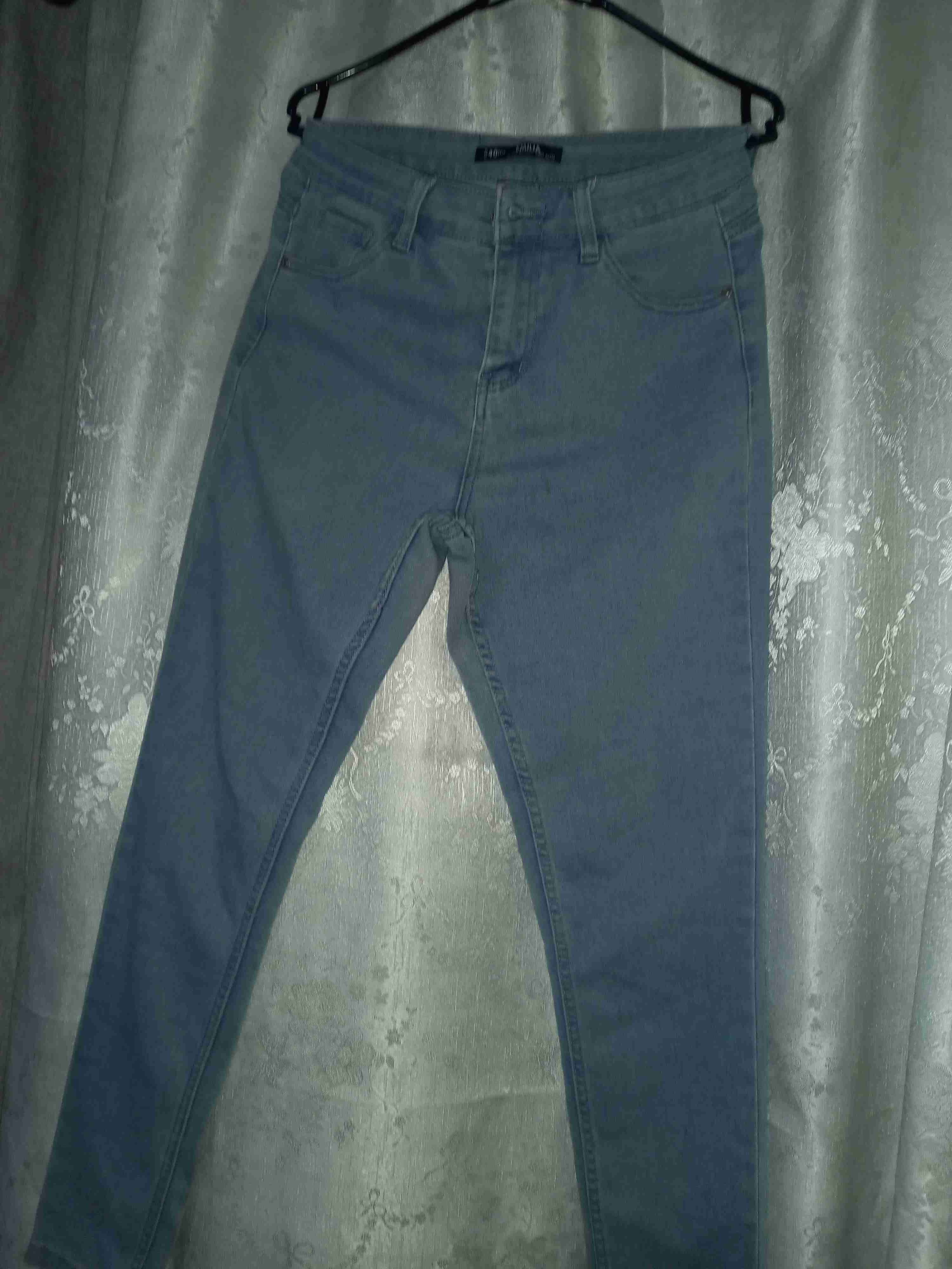 Polerón rosado con capucha - miniatura 3