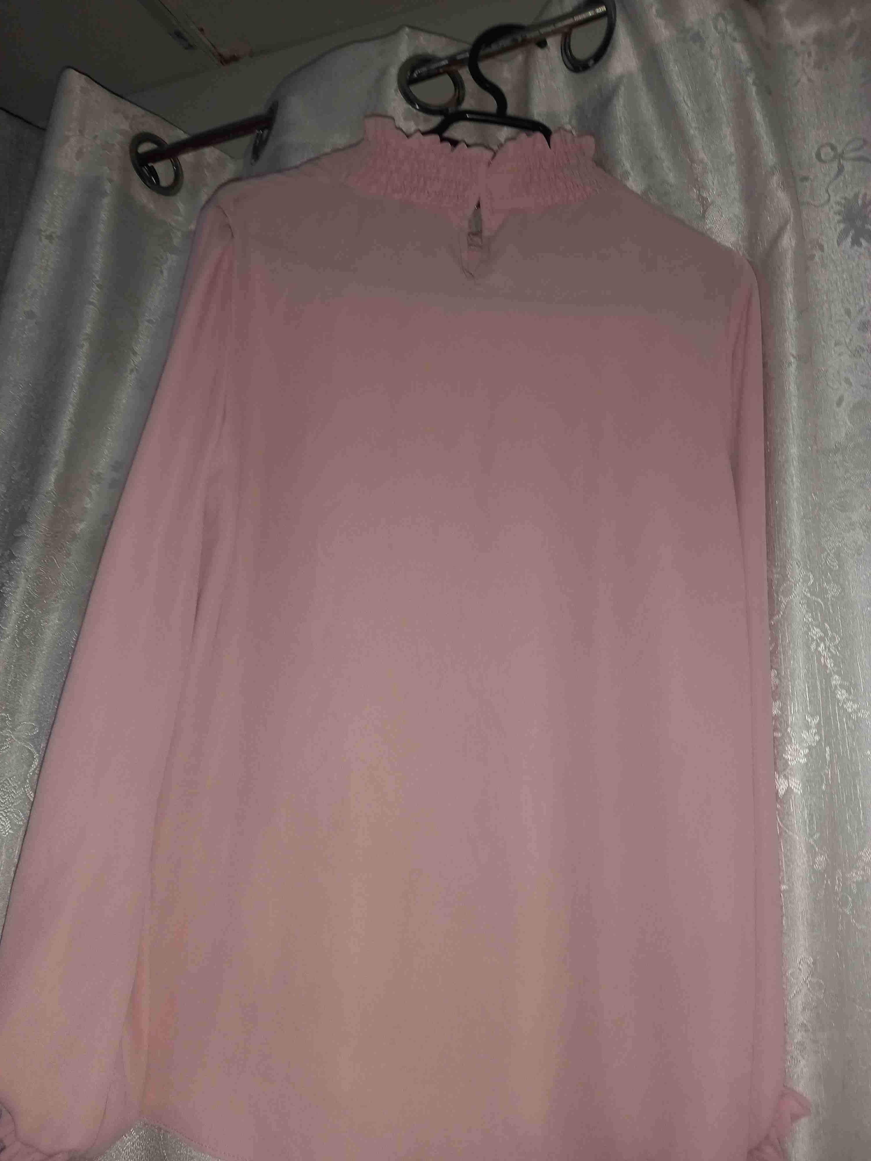 Polerón rosado con capucha - miniatura 5