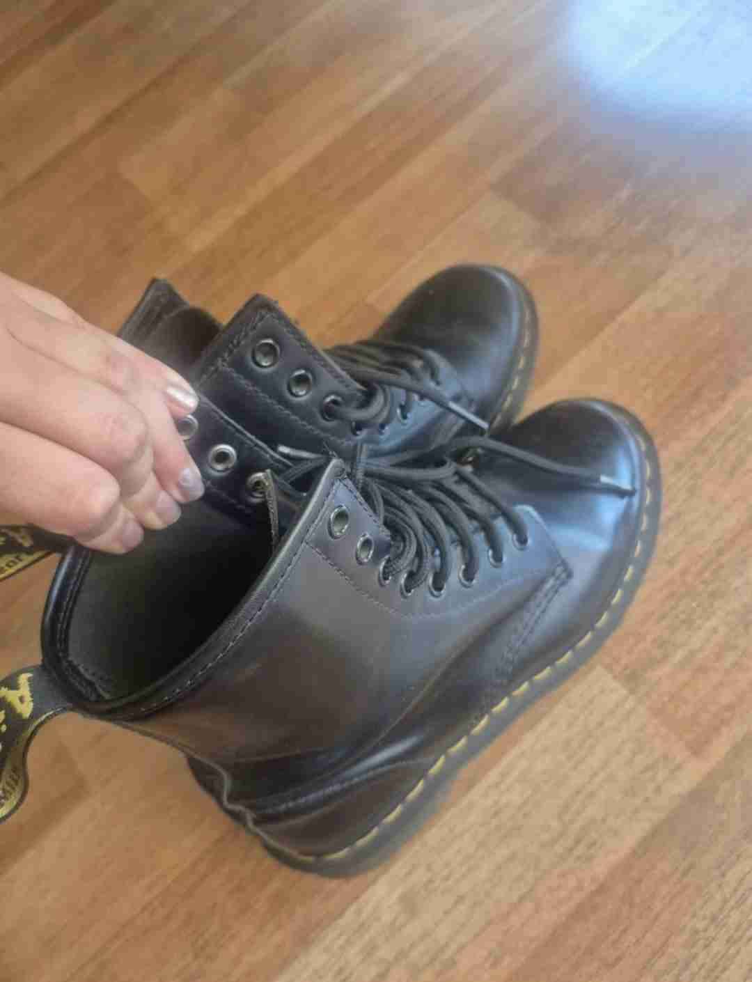 Botas negras de cuero Dr Martens